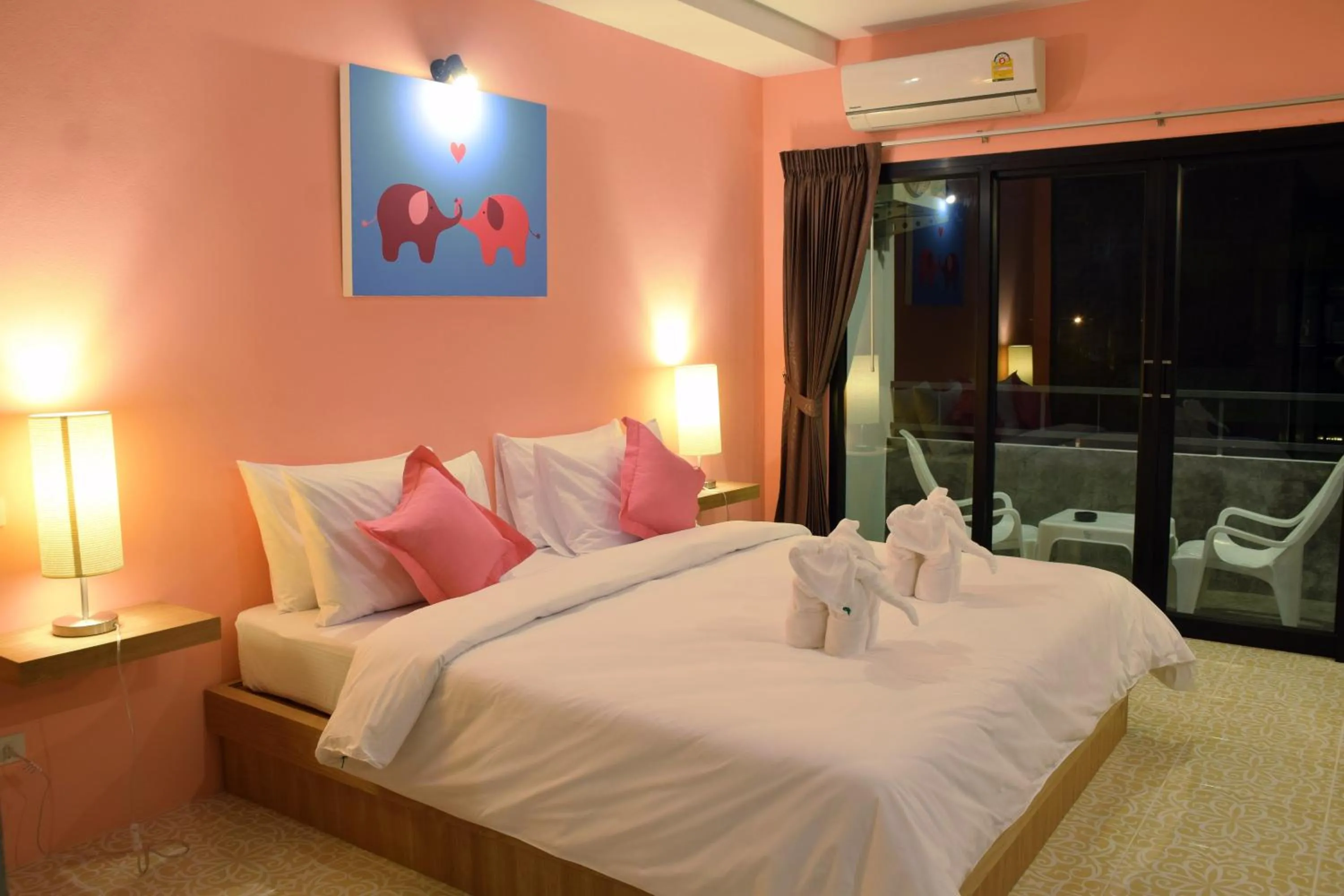 Photo of the whole room, Bed in At Home Khaolak