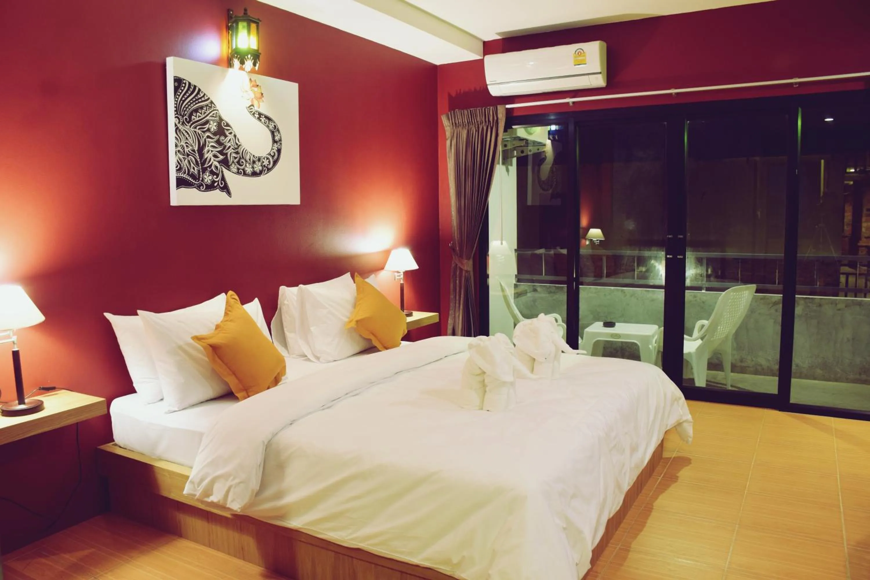 Photo of the whole room, Bed in At Home Khaolak