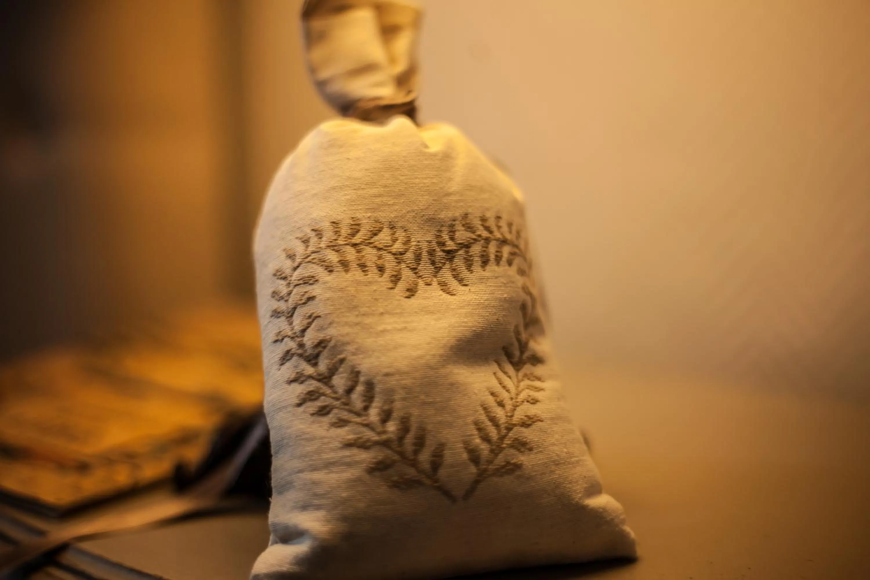 Decorative detail in La Pause Angevine