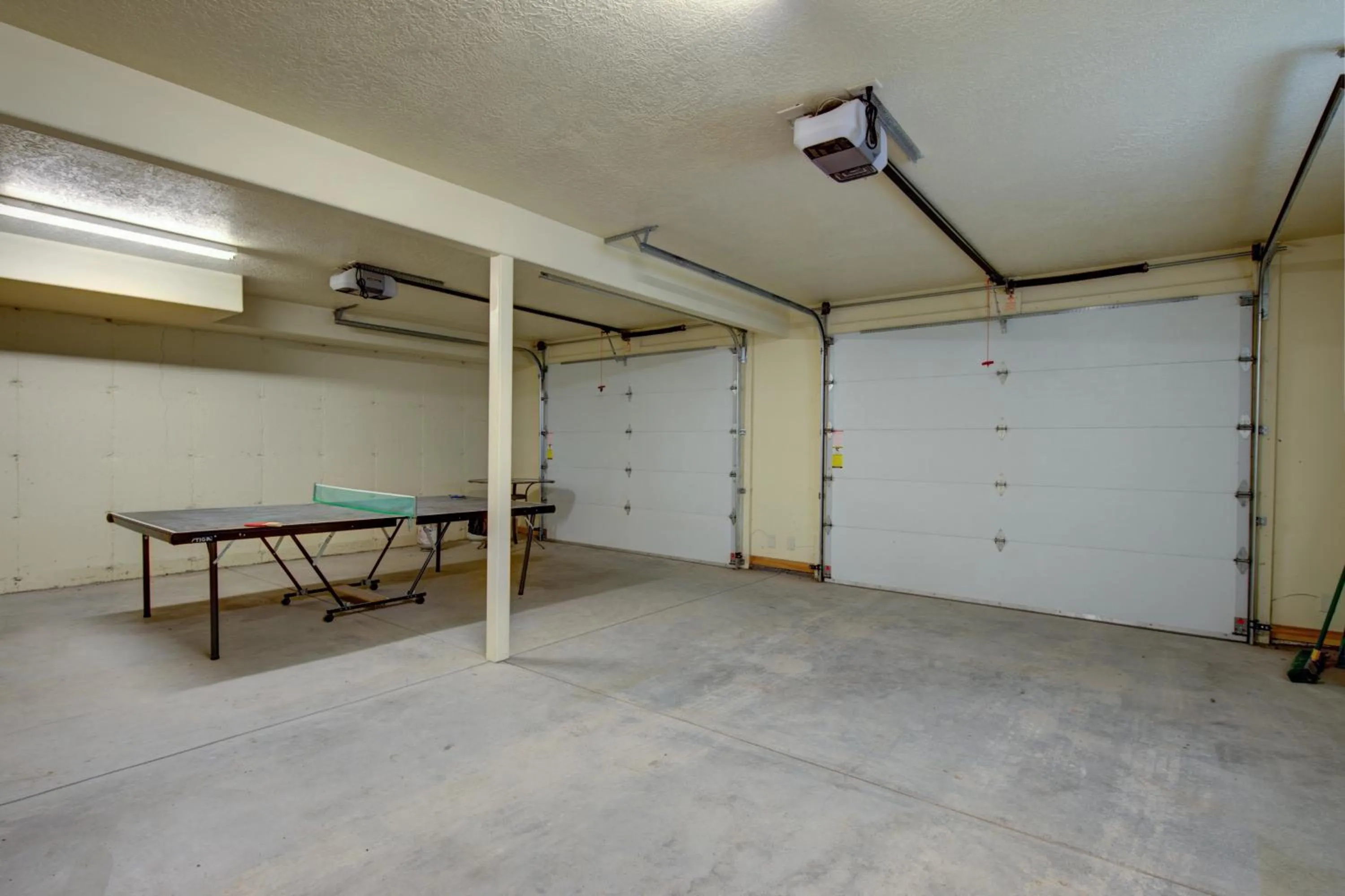 Property building in Ridgetop Hideaway