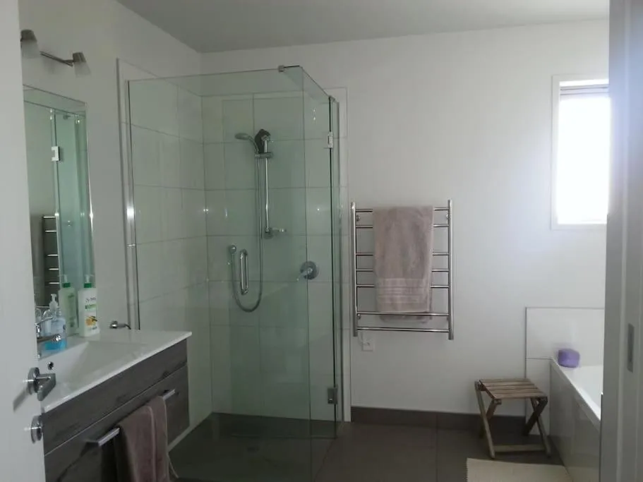Area and facilities in Cosy Mangawhai House