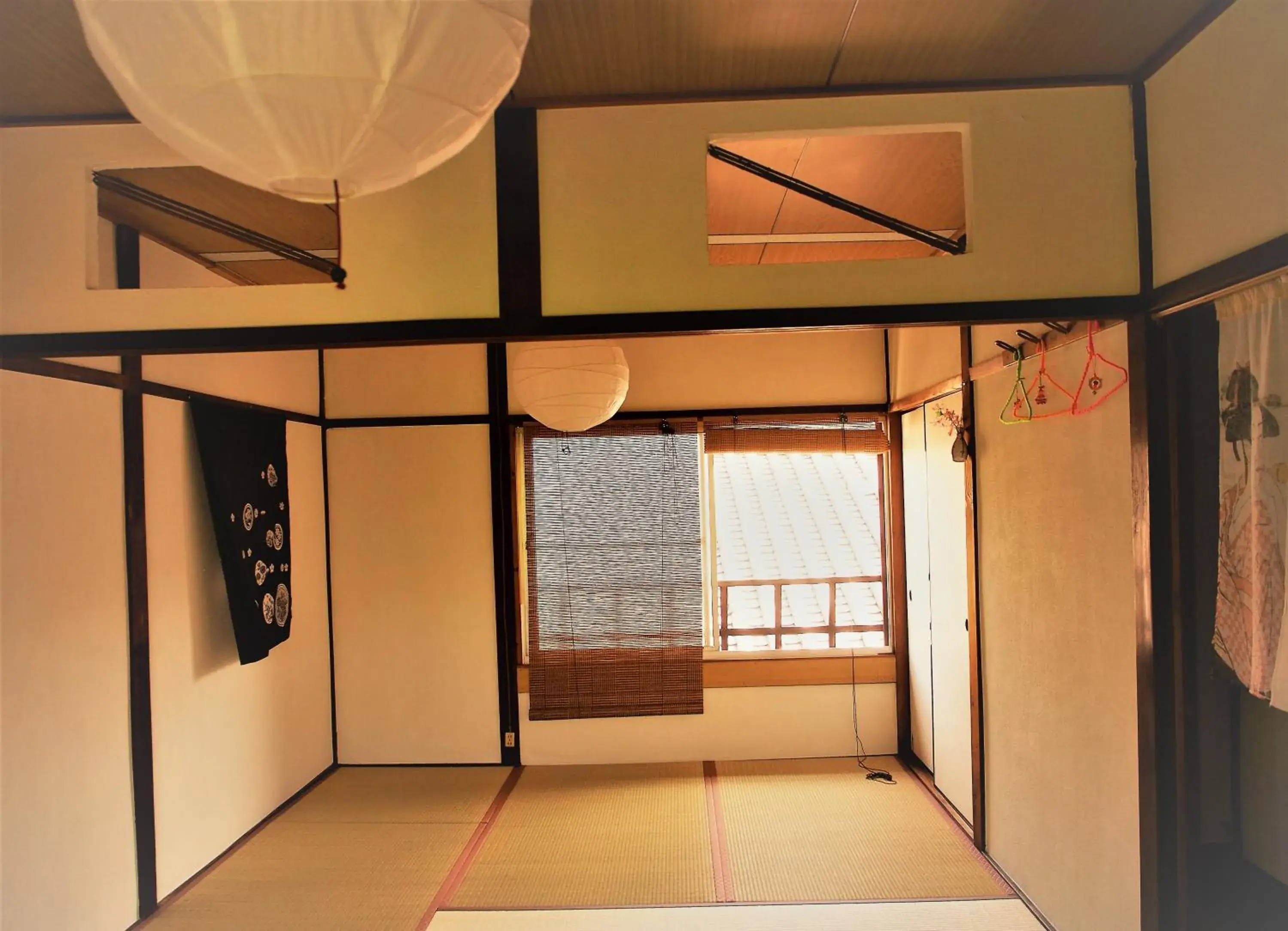 Standard Quadruple Room with Shared Bathroom - single occupancy in Guest House Kominka Nagomi Standard Quadruple Room with Shared Bathroom - single occupancy in Guest House Kominka Nagomi