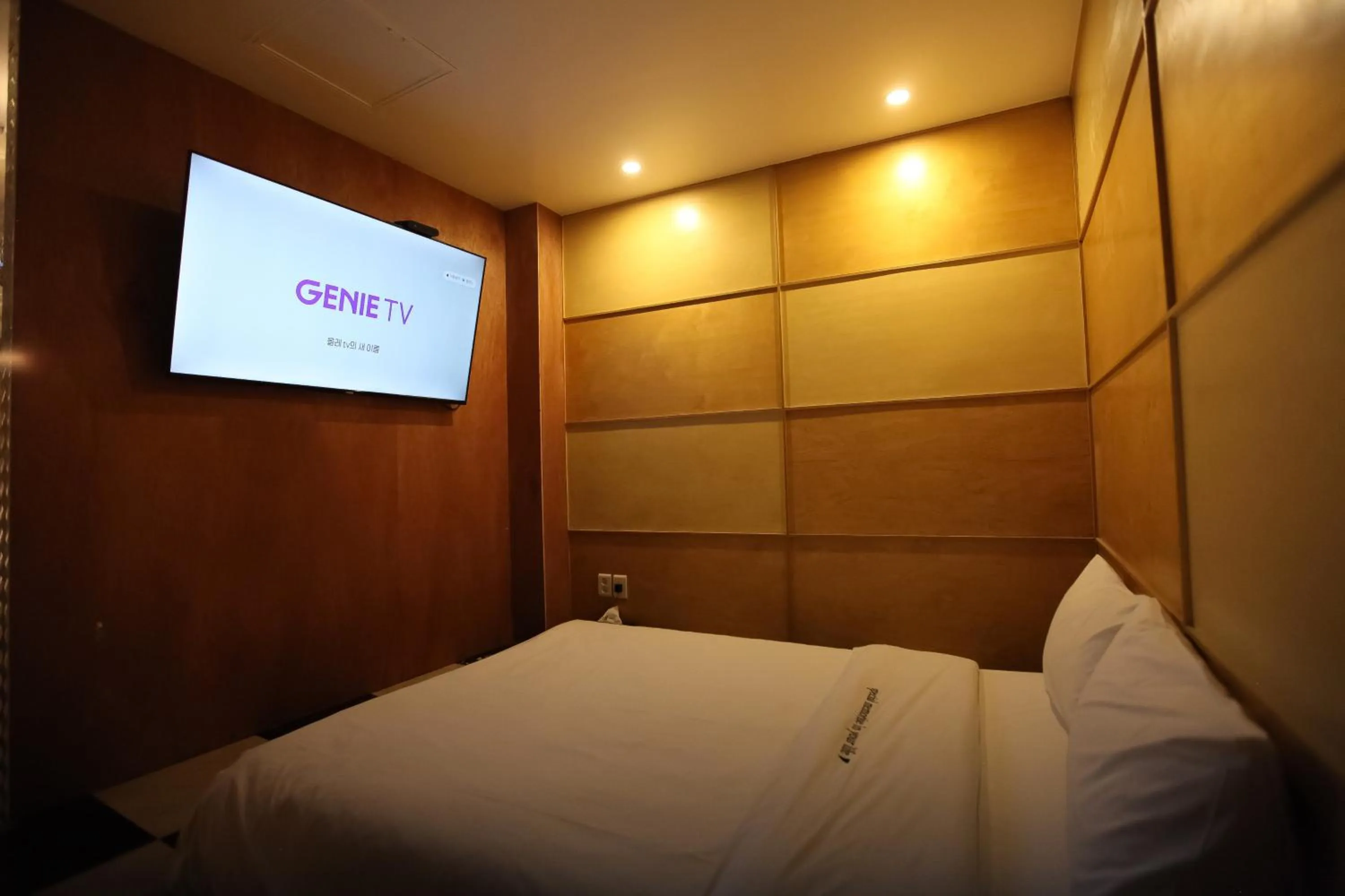 Area and facilities, Bed in Show Hotel