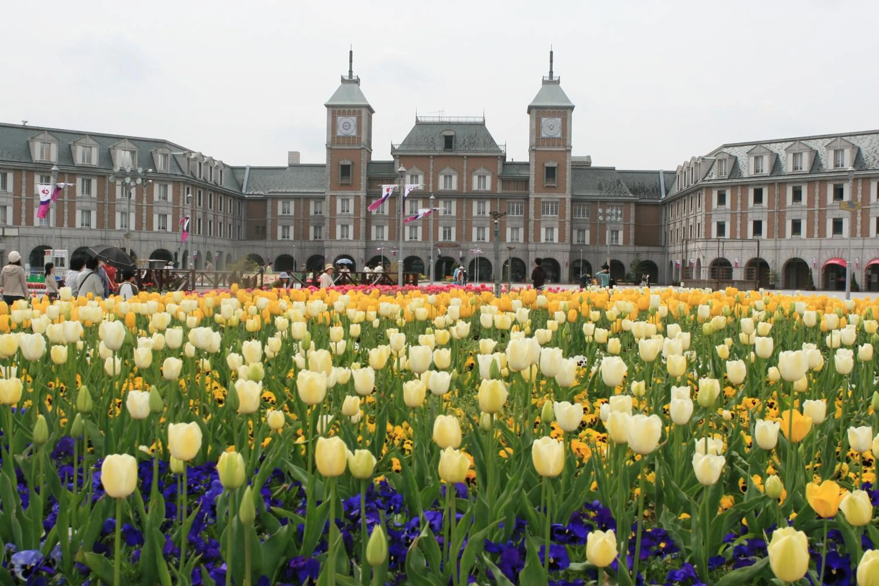 Property building in Kobe Hotel Fruit Flower