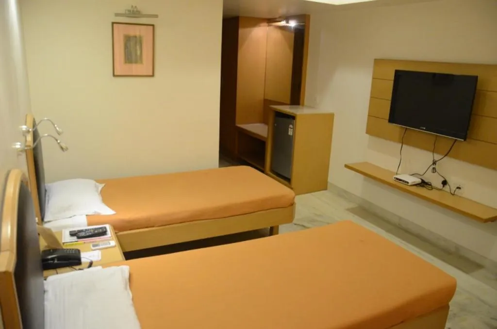 Bedroom, Bed in Hotel Yuvraj