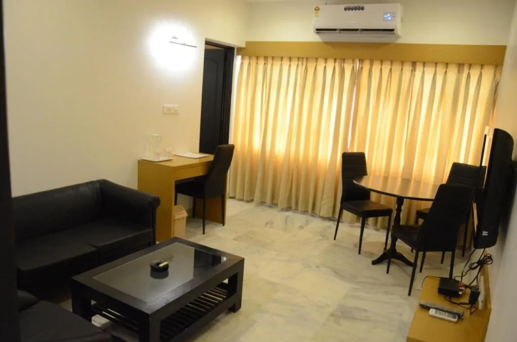 TV and multimedia in Hotel Yuvraj