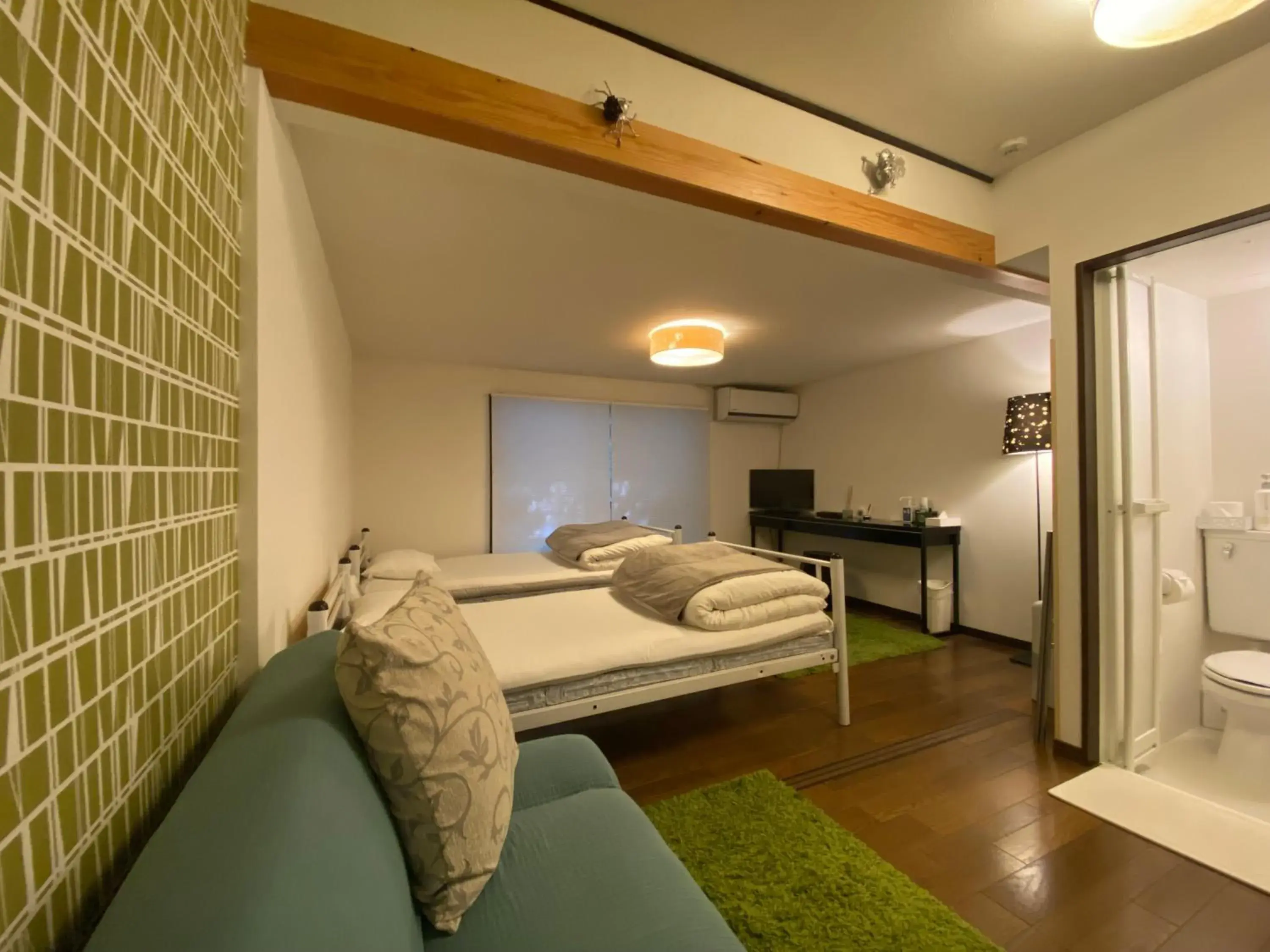 Twin Room with Private Bathroom - single occupancy in Bamboo Village Guest House Twin Room with Private Bathroom - single occupancy in Bamboo Village Guest House