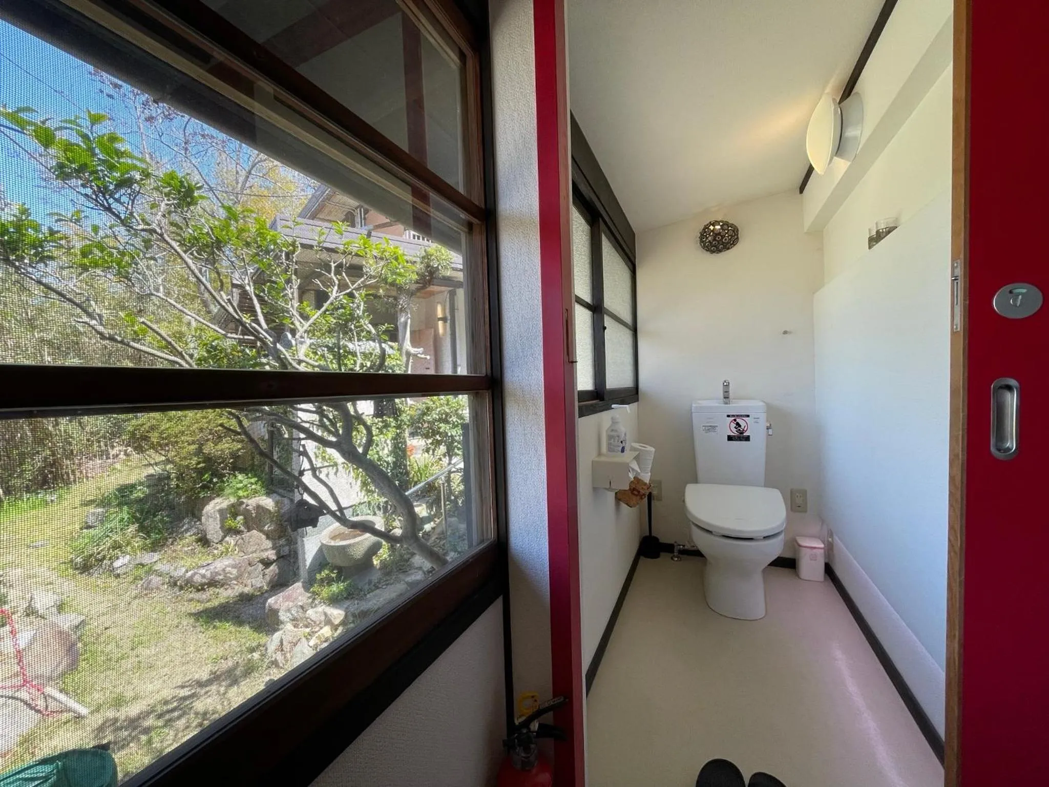 Toilet in Bamboo Village Guest House