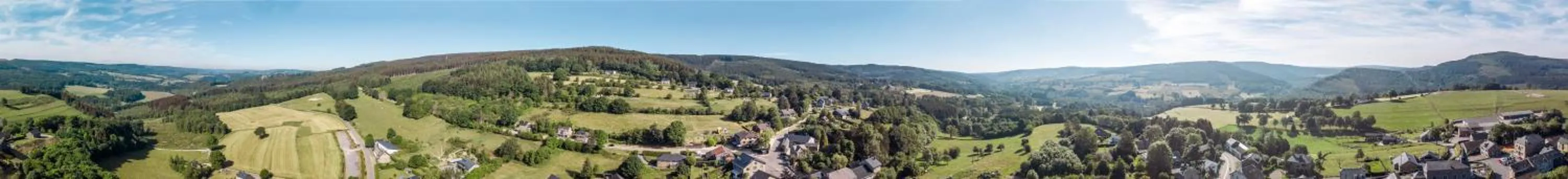 Bird's eye view in Hotel Aux Ecuries De La Reine