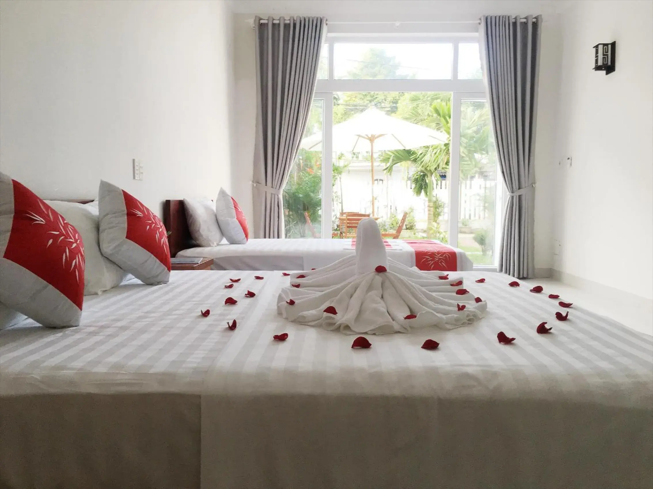 Property building, Bed in Oleander Garden Homestay Property building, Bed in Oleander Garden Homestay