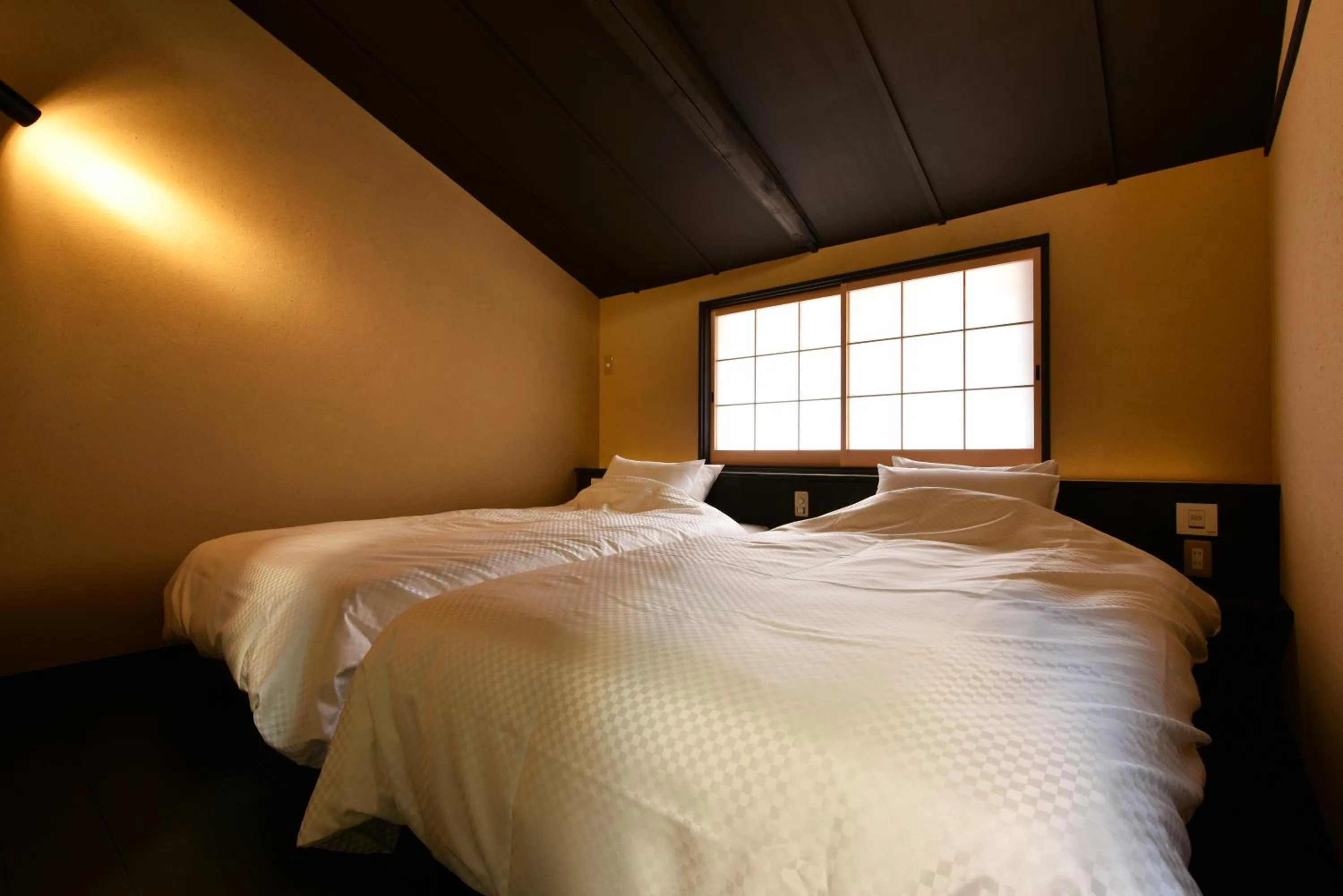 Bedroom, Bed in Kuraya Kamigojocho