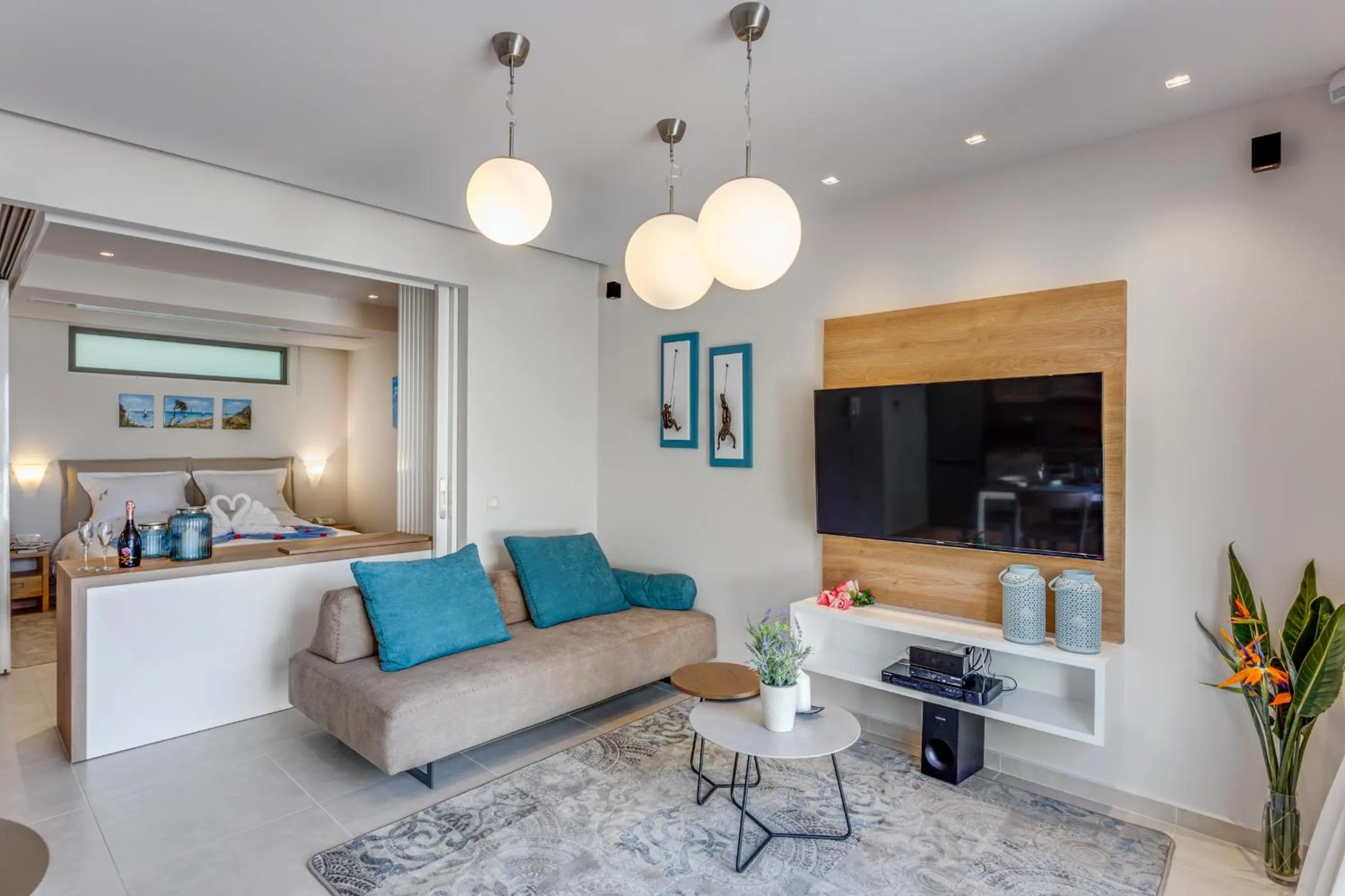 Day in Angels Suites