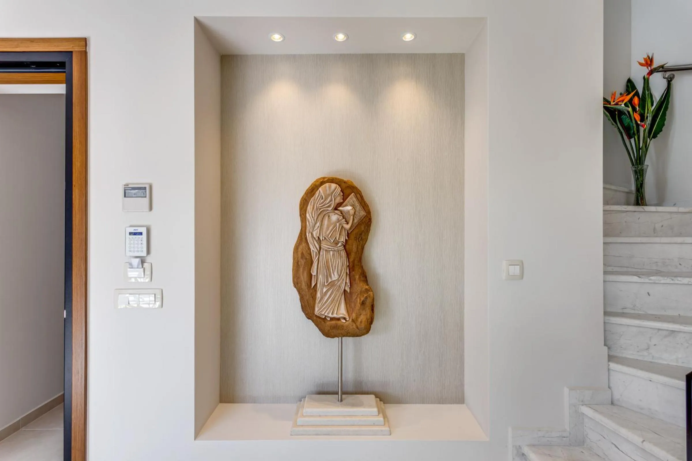 Day in Angels Suites