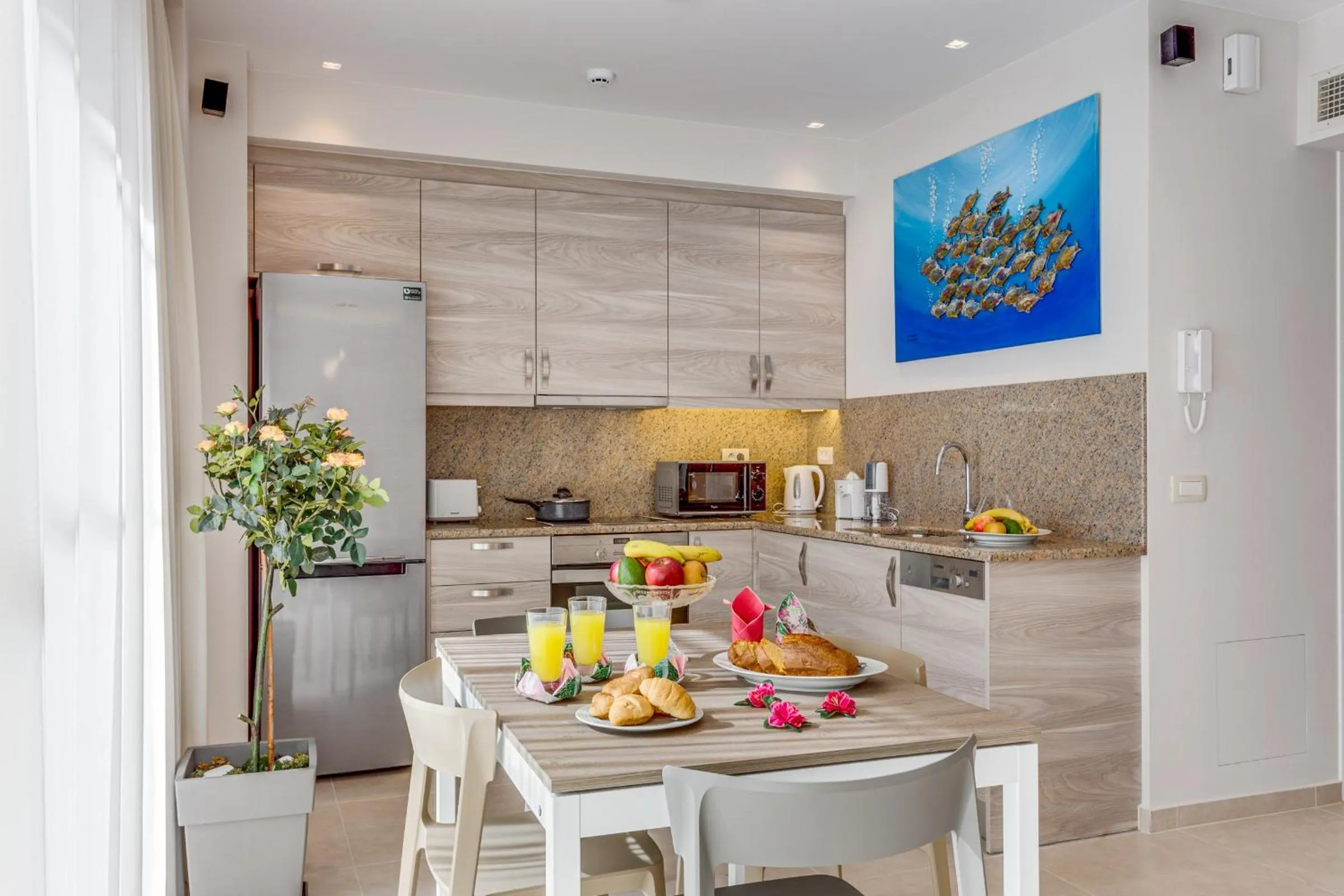 Day in Angels Suites