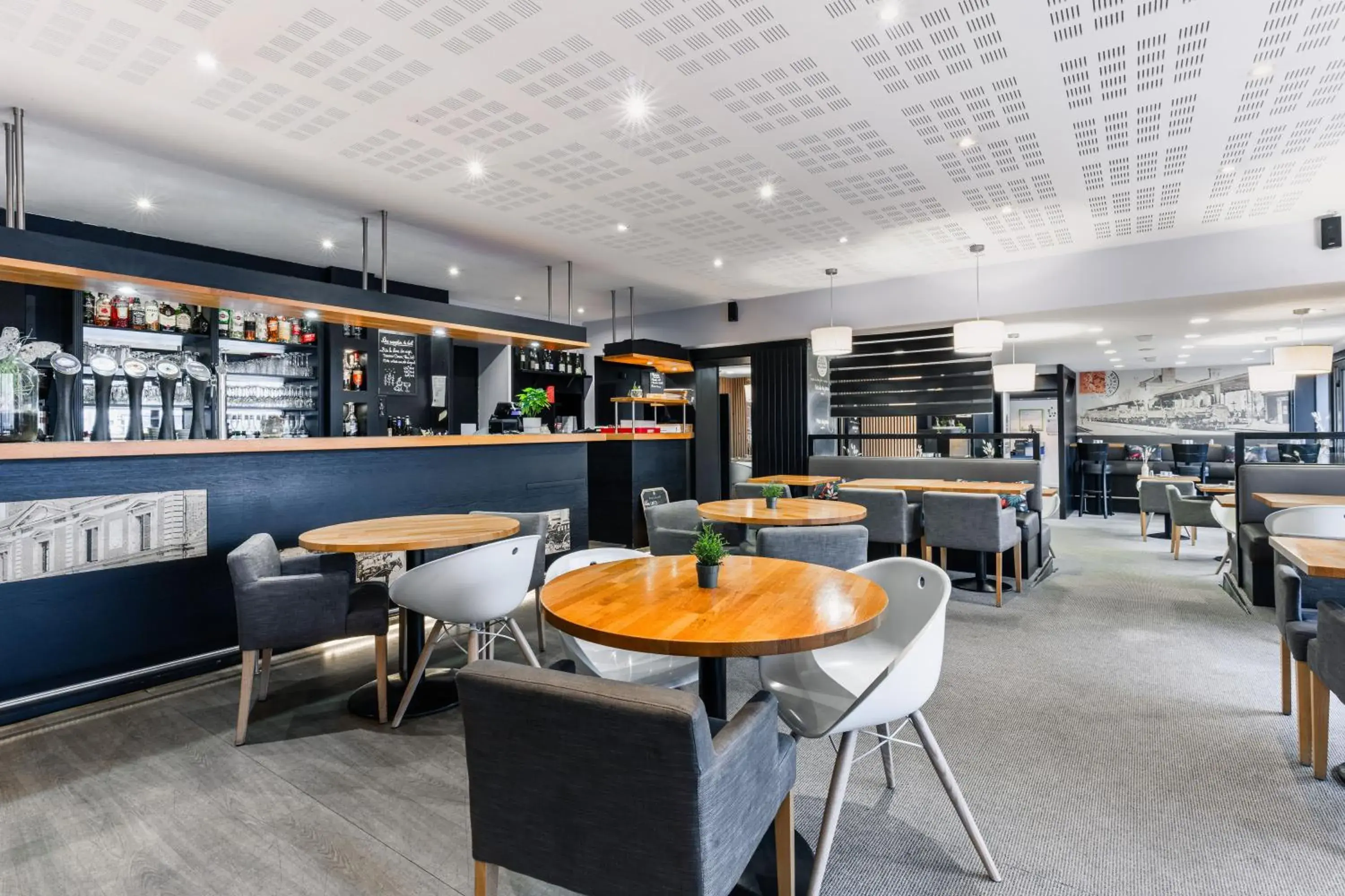 Restaurant/places to eat in ibis Styles Vannes Gare Centre Restaurant/places to eat in ibis Styles Vannes Gare Centre