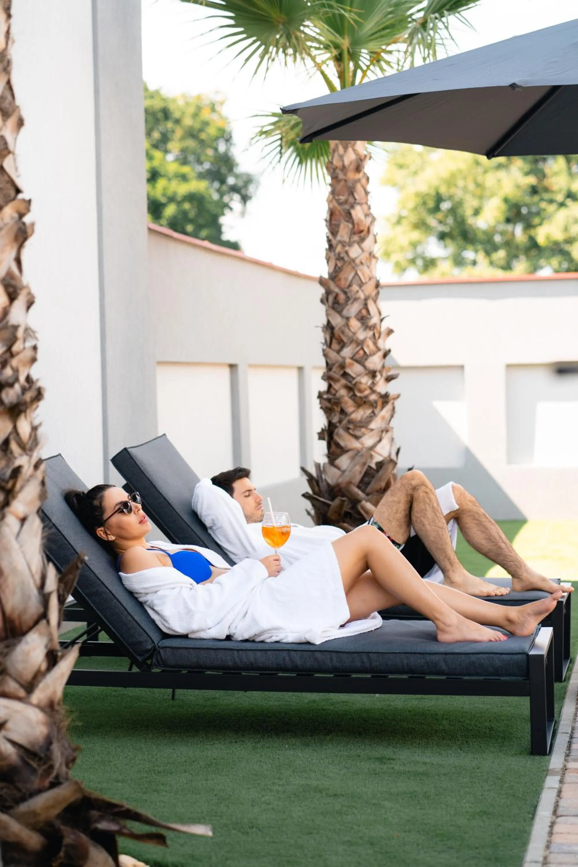 sunbed in Hunor Hotel és Étterem