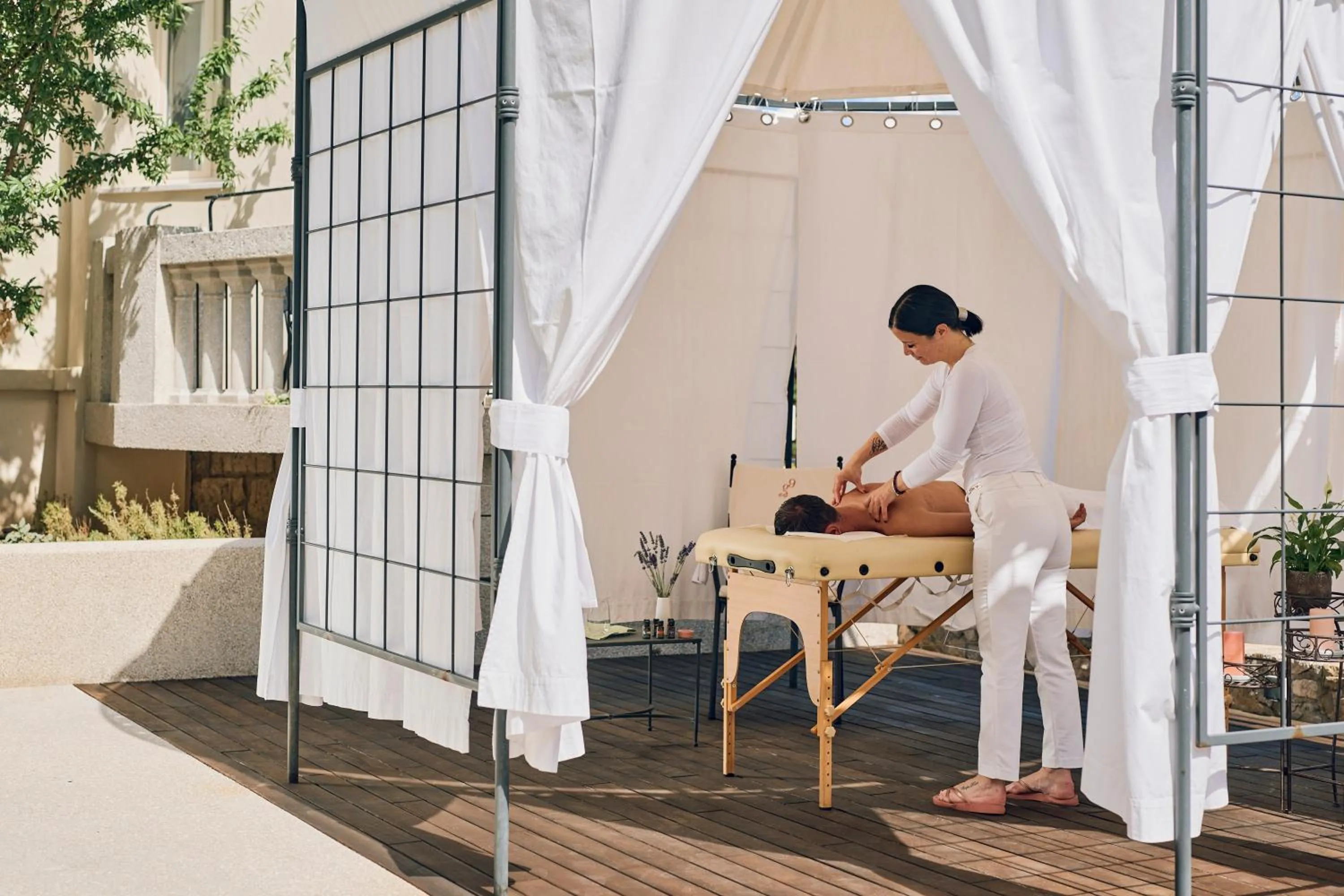 Massage in Arbiana Heritage Hotel