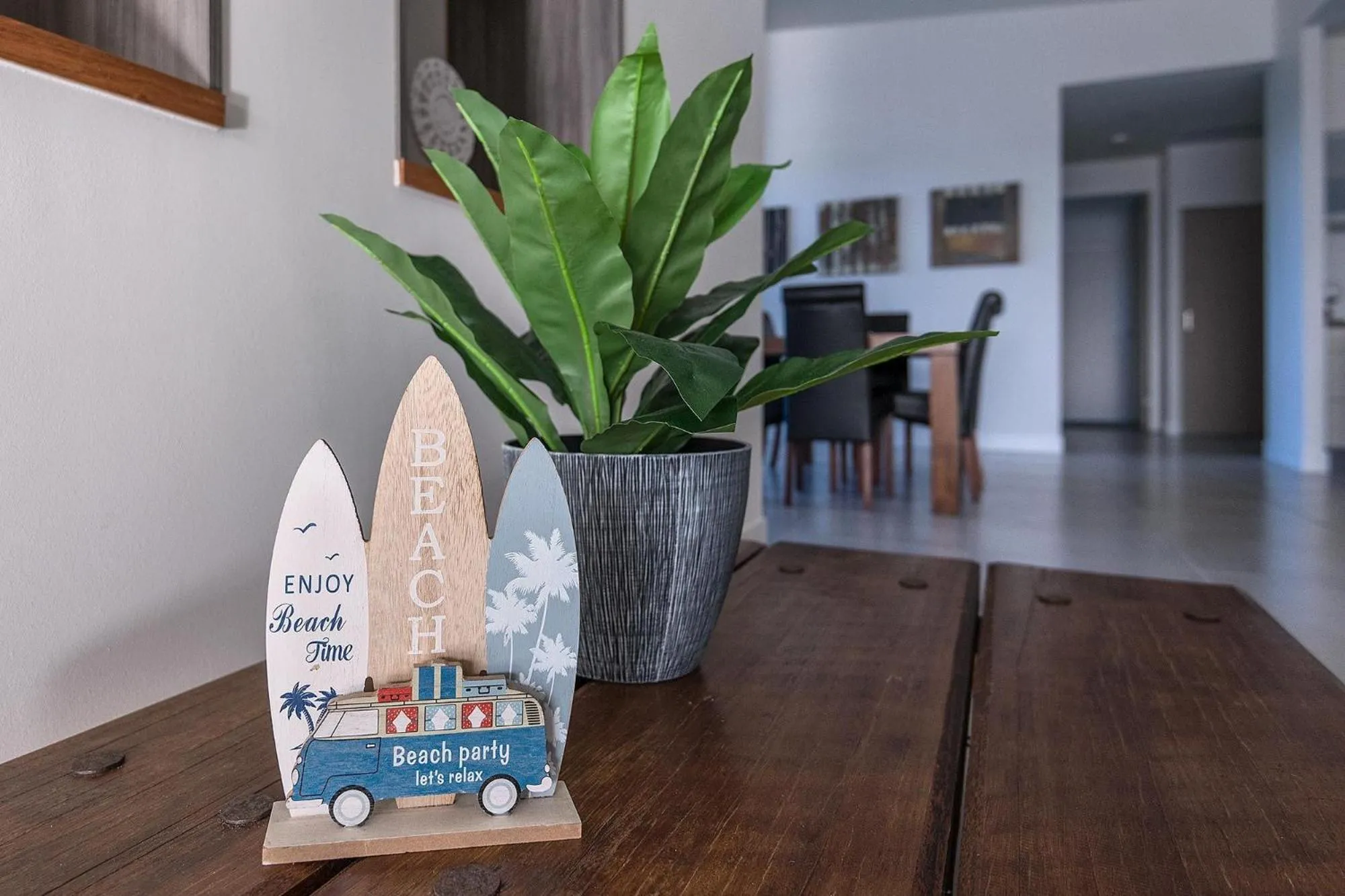 Living room in Coral Cove Apartments - Absolute Beachfront Resort Bowen