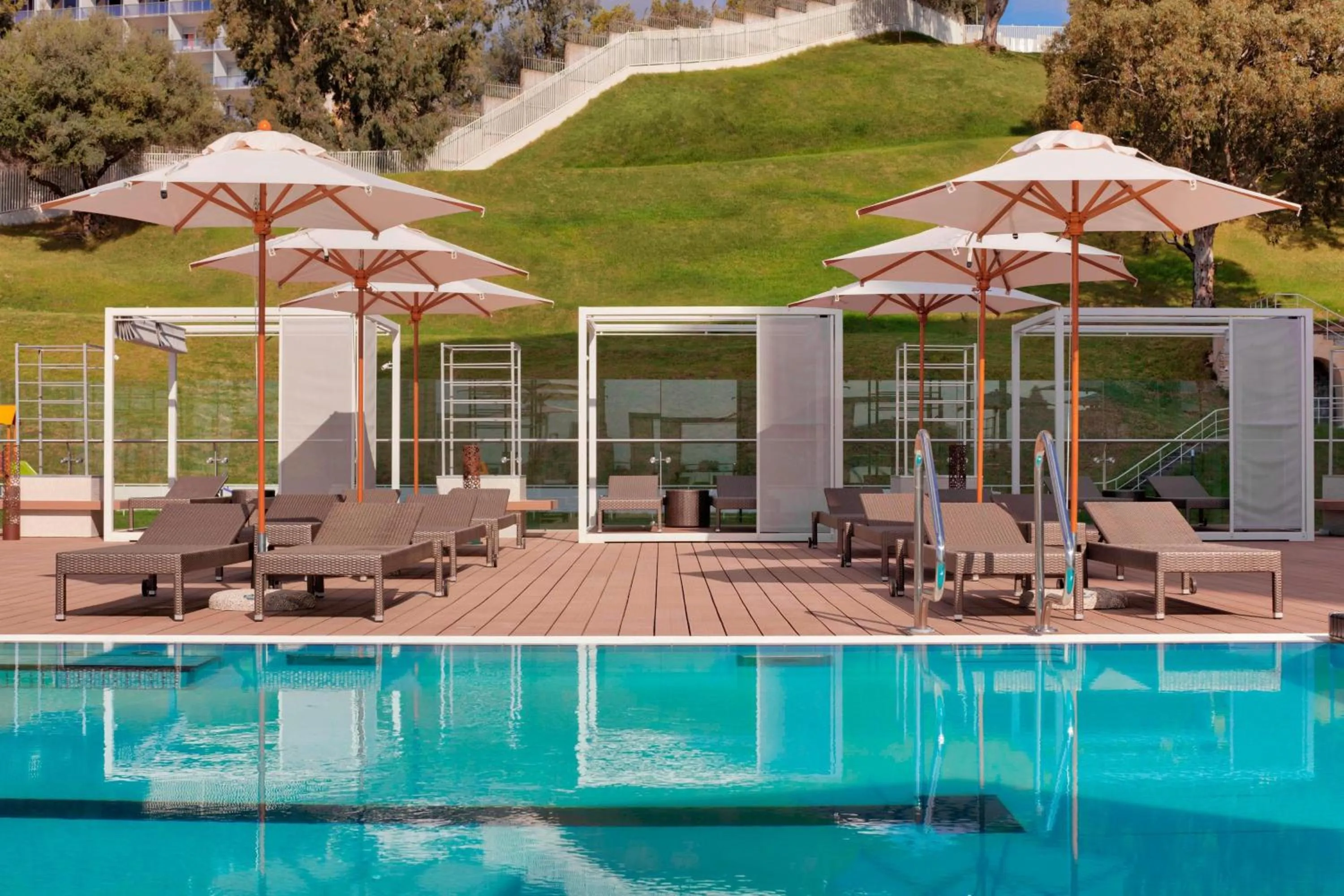 Swimming pool in Sheraton Annaba Hotel