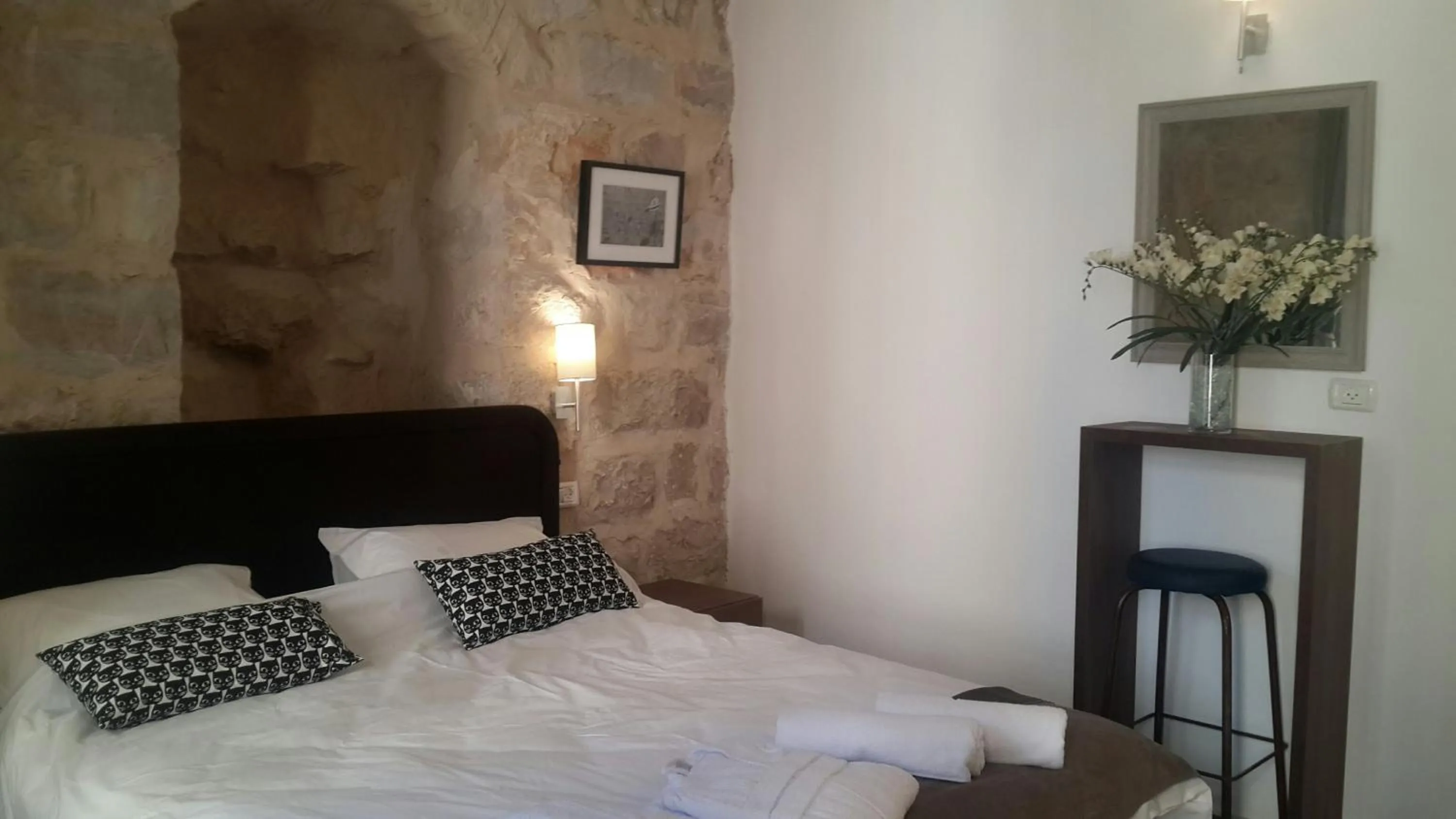 Bedroom, Bed in Heleni Hotel