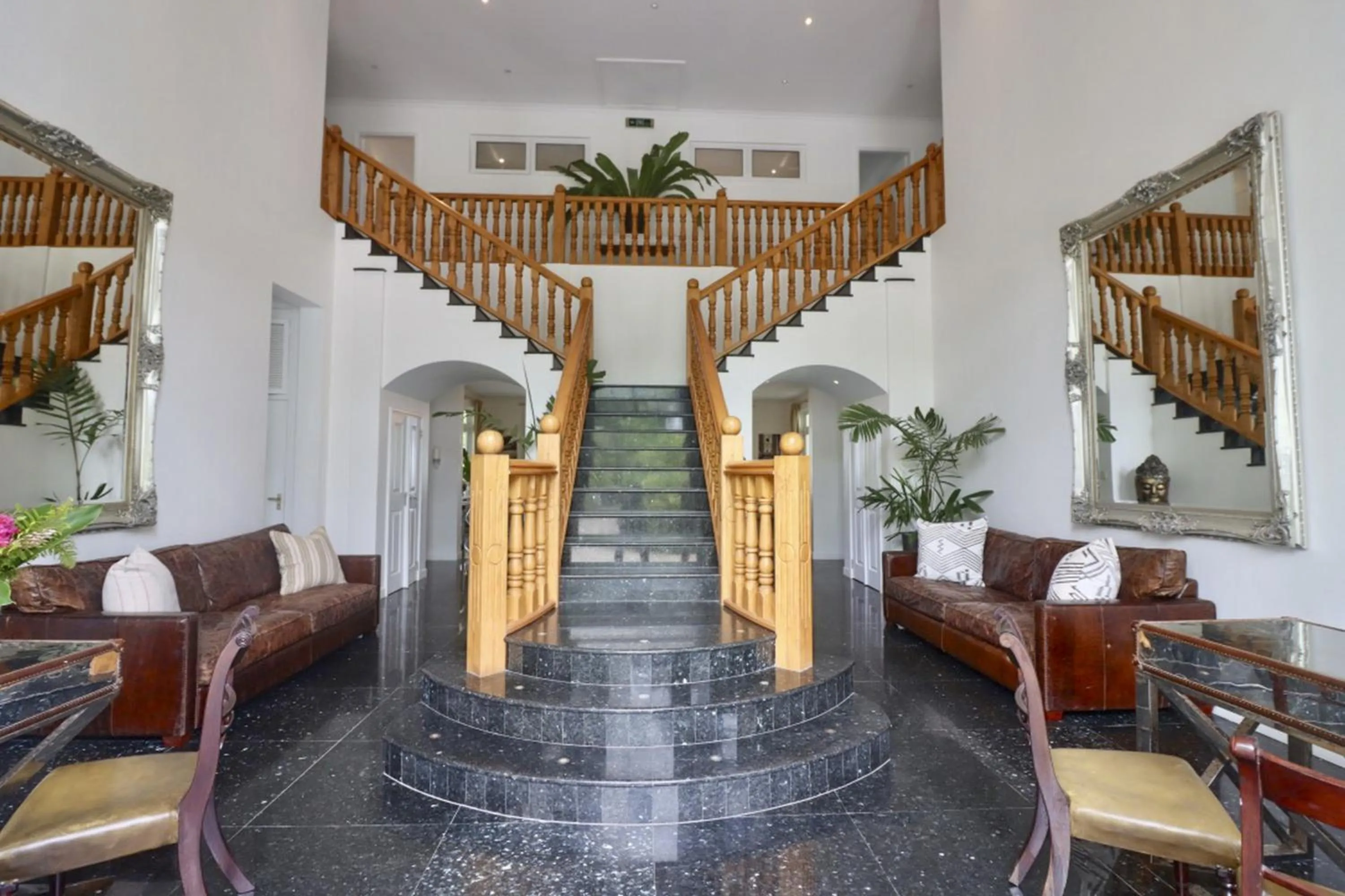 Living room in Chateau Elysium