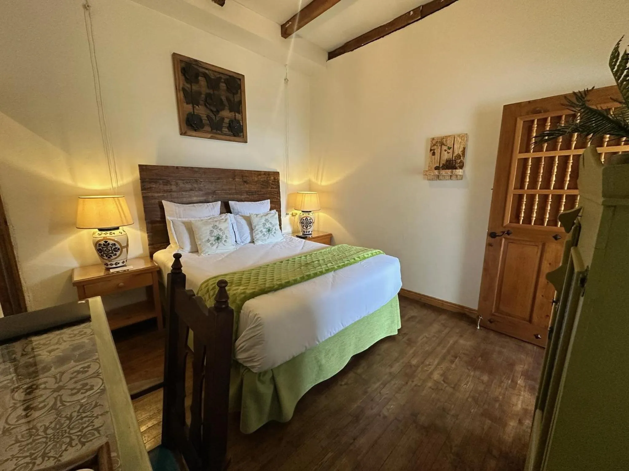 furniture, Bed in Casa Morasan Hotel-Boutique