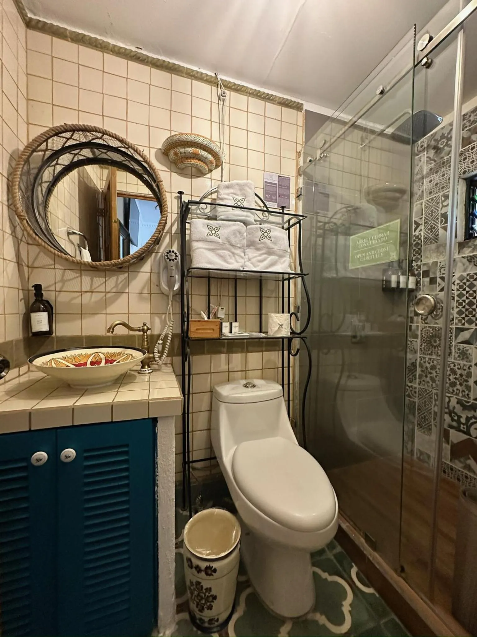 Bathroom in Casa Morasan Hotel-Boutique