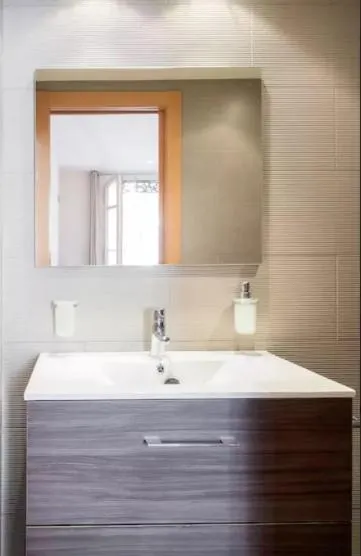 Bathroom in Tendency Plaza España