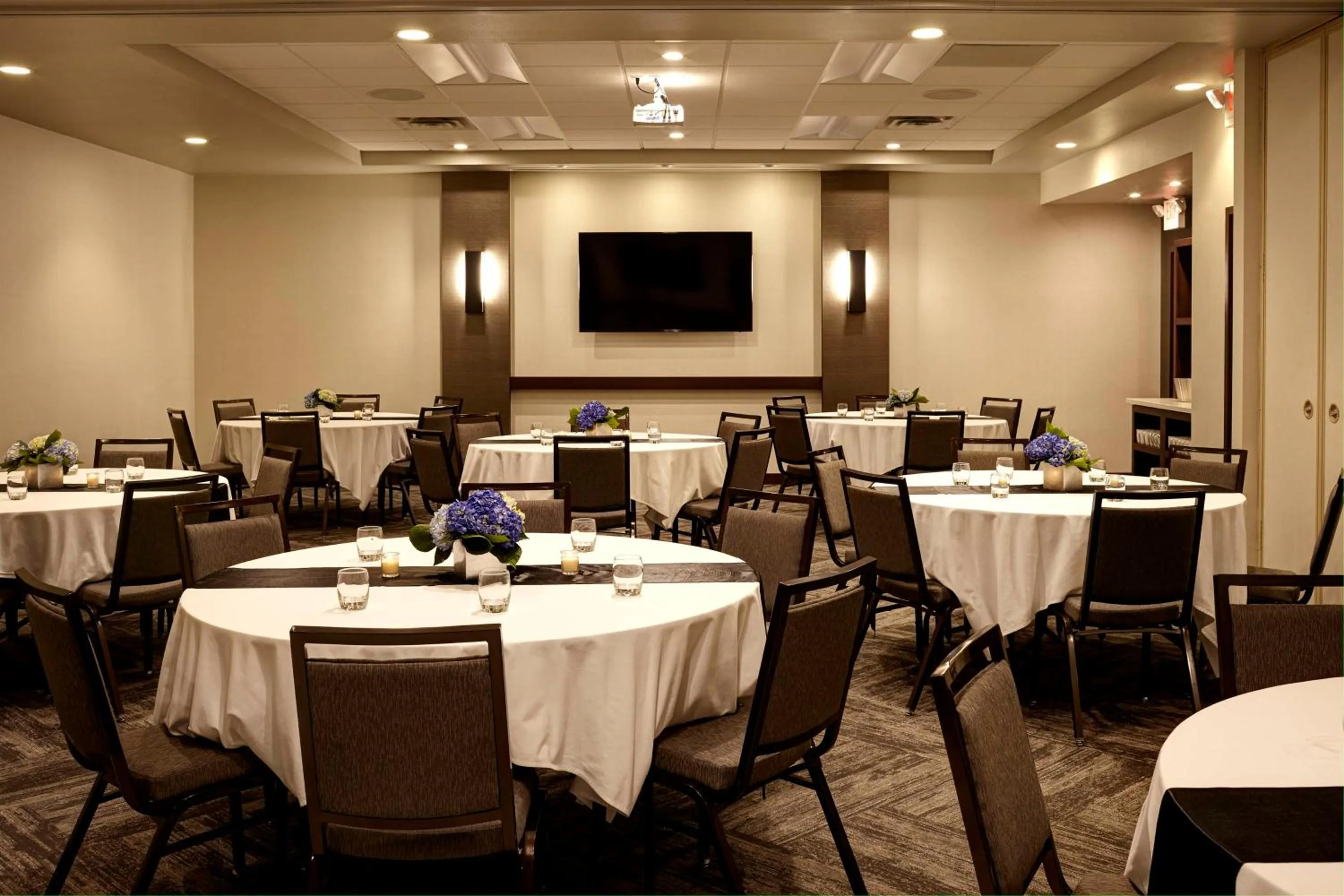 Meeting/conference room in Hyatt Place Madison/Verona