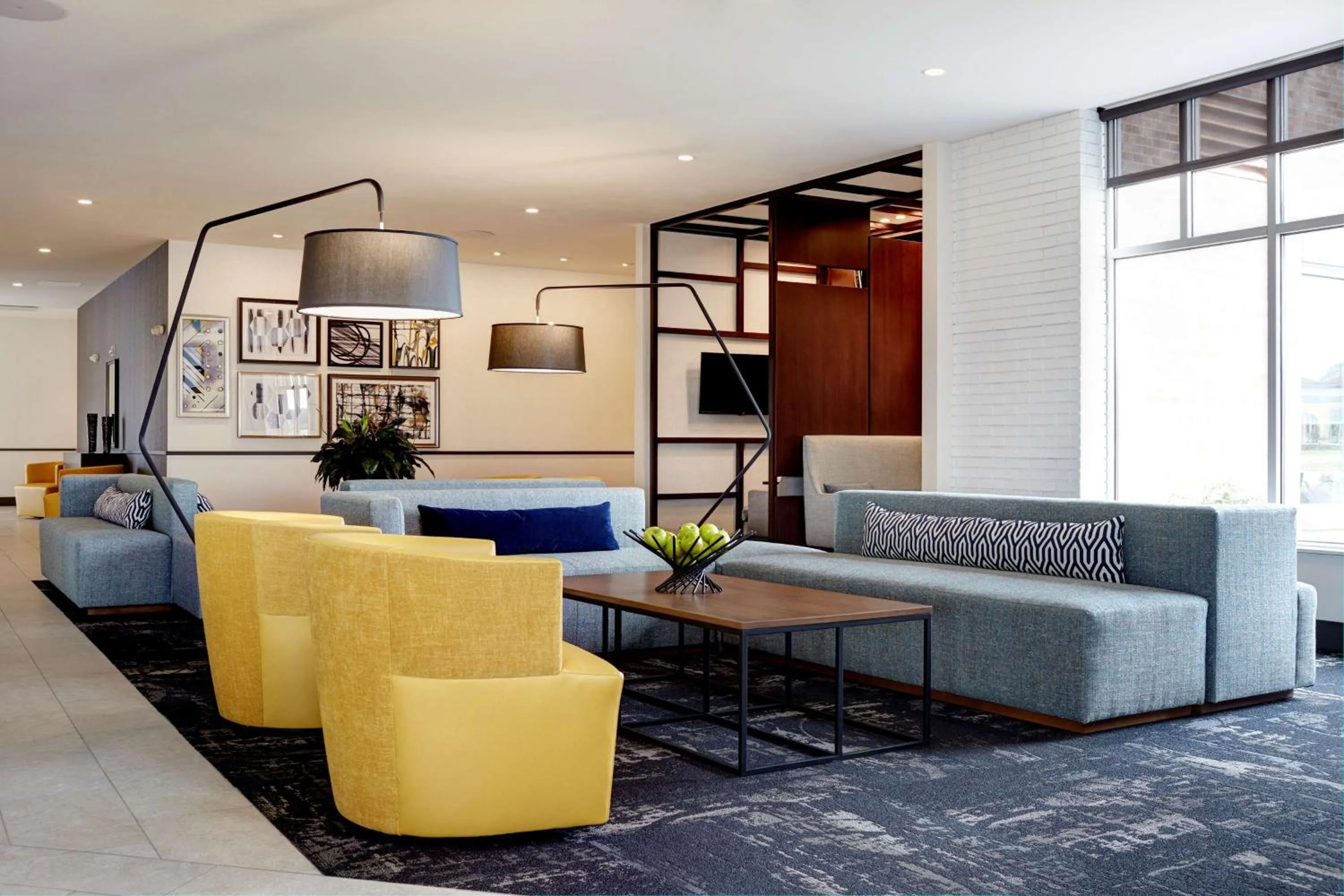 Lobby or reception in Hyatt Place Madison/Verona