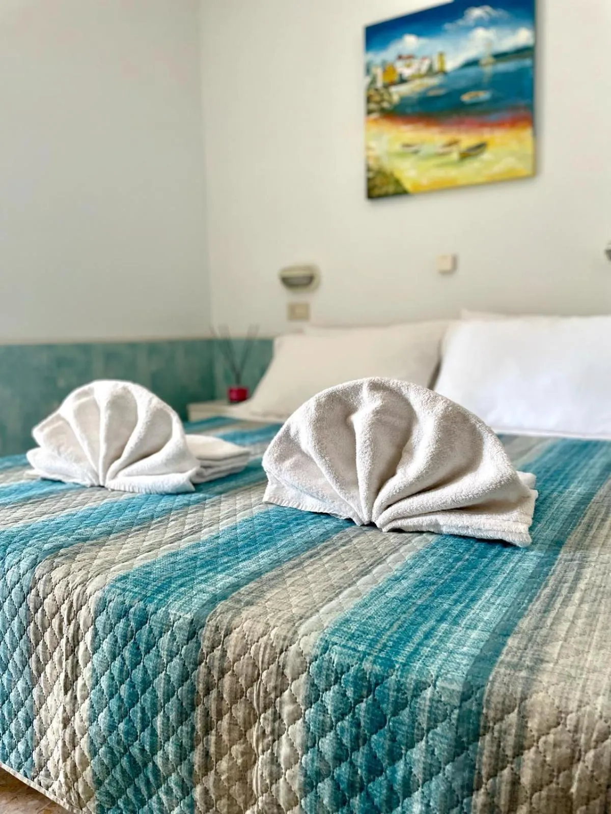 Bedroom, Bed in Hotel Crystal NUOVA GESTIONE 2025