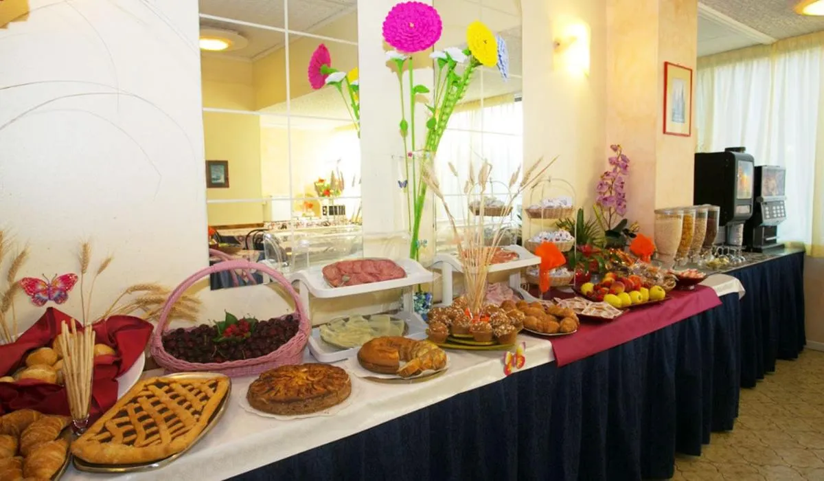 Restaurant/places to eat in Hotel Crystal NUOVA GESTIONE 2025