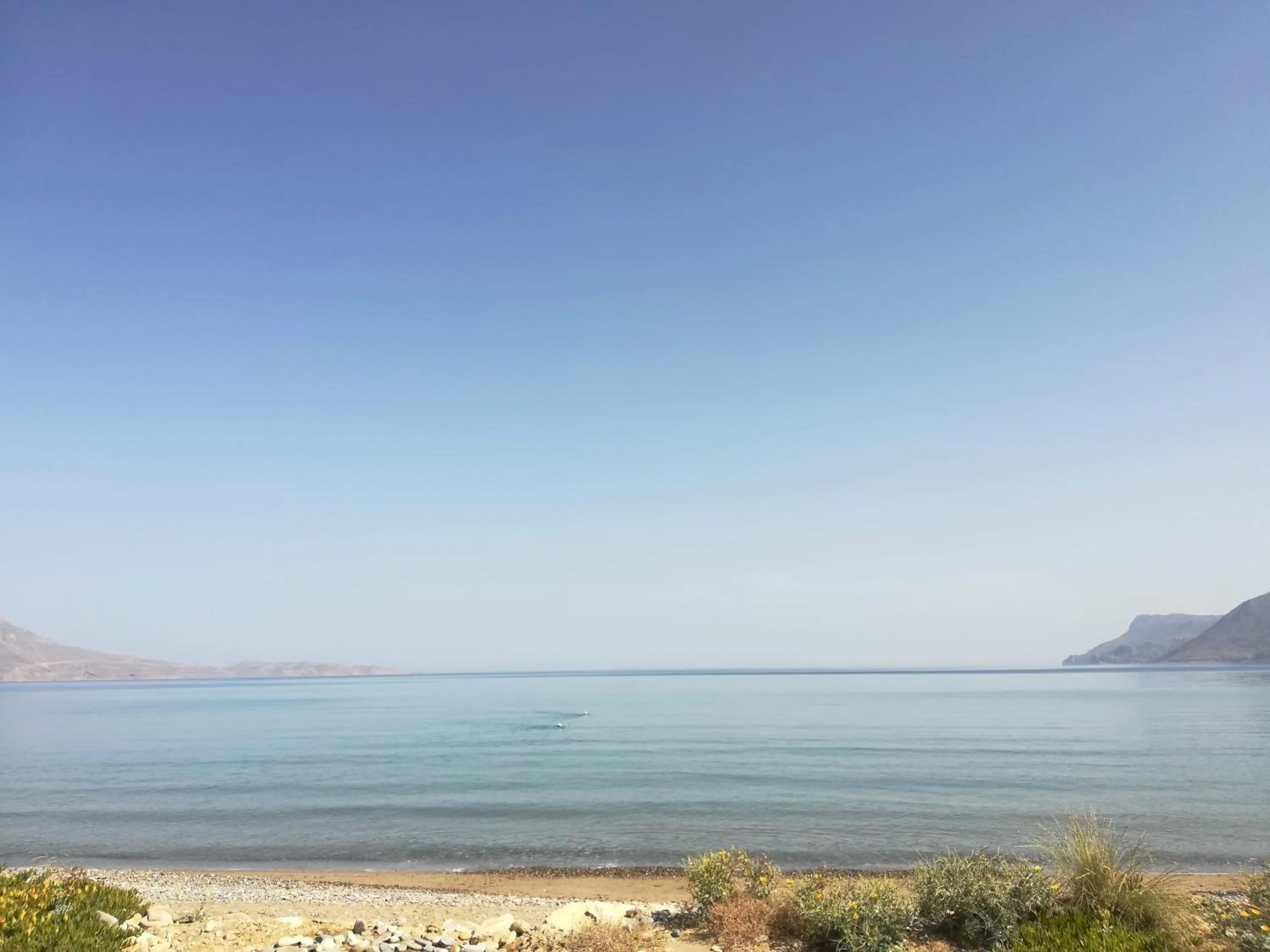Day in Contemporary 2 bedroom apt 5 min walk from Kissamos center