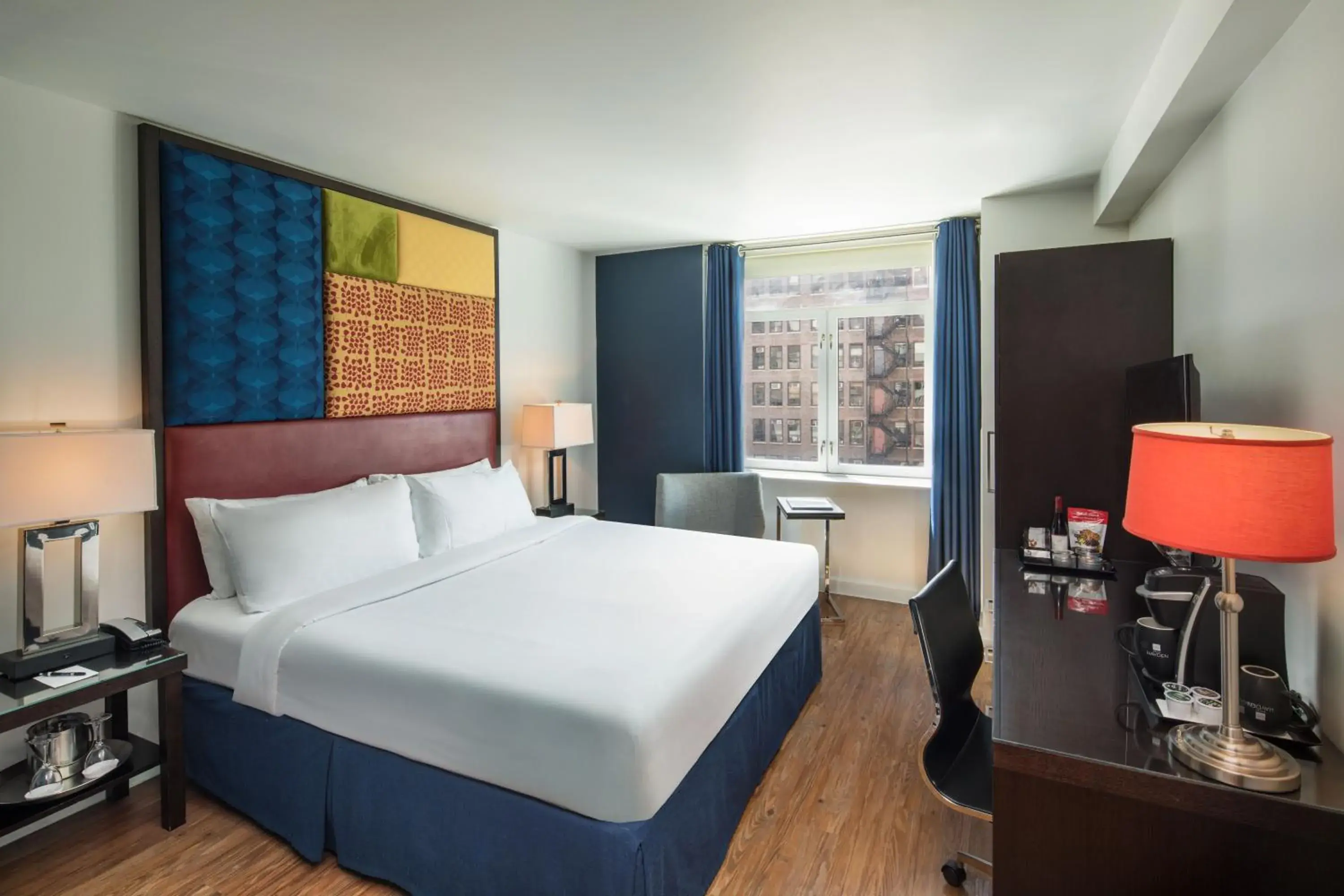 Bedroom, Bed in Hotel Hayden New York Bedroom, Bed in Hotel Hayden New York