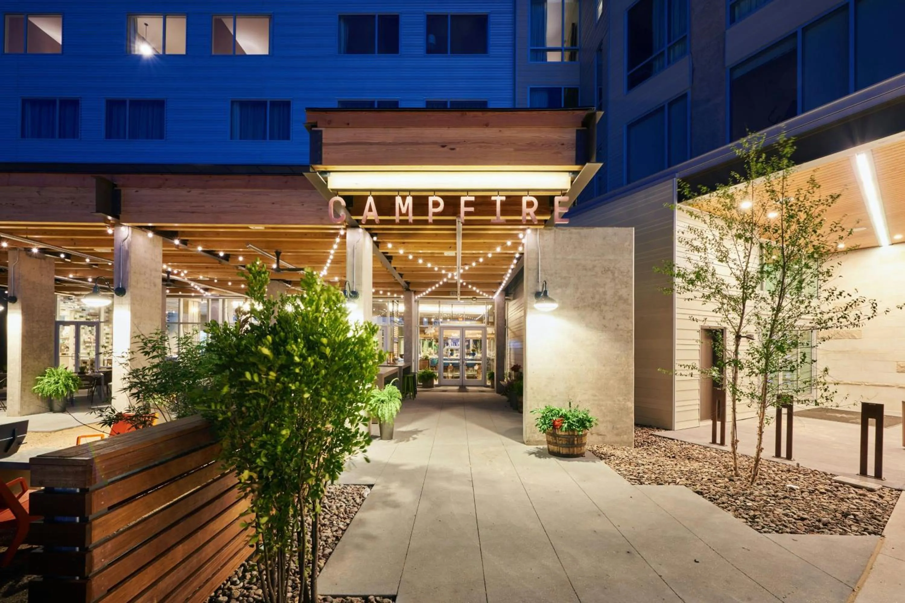 Restaurant/places to eat in The Stella Hotel, Autograph Collection