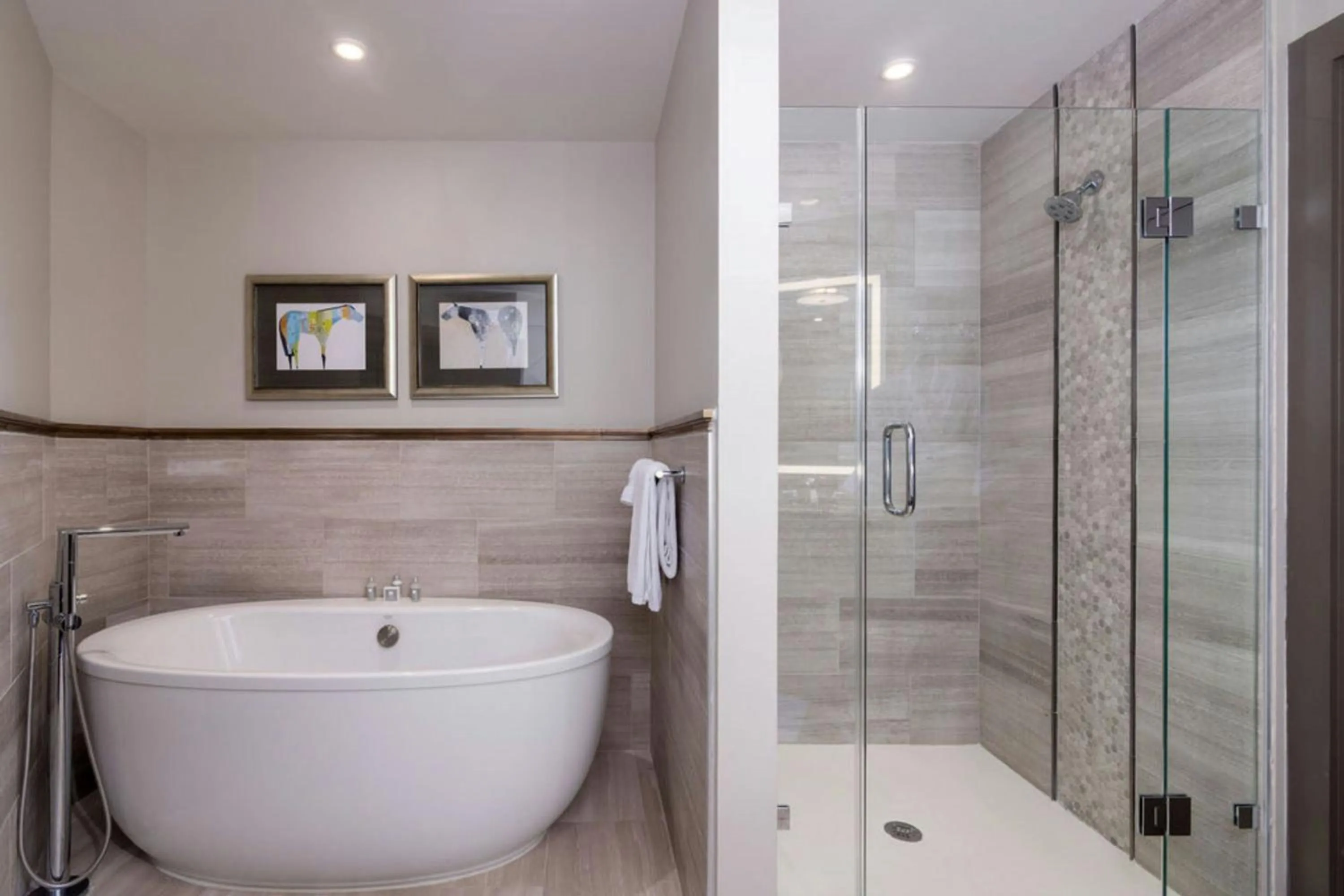 Photo of the whole room in The Stella Hotel, Autograph Collection