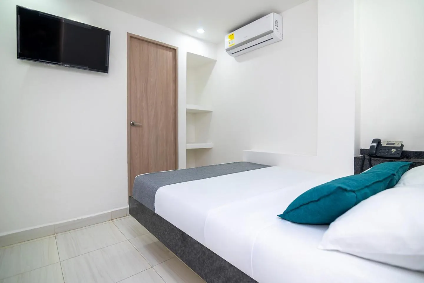 Bed in Hotel Esperanza AC