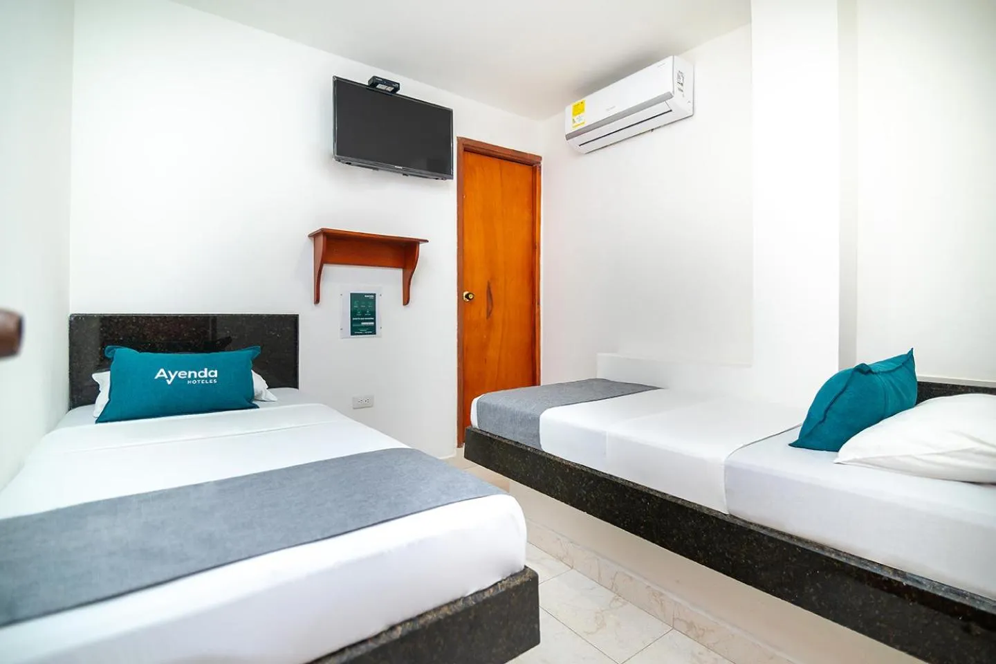 Bed in Hotel Esperanza AC