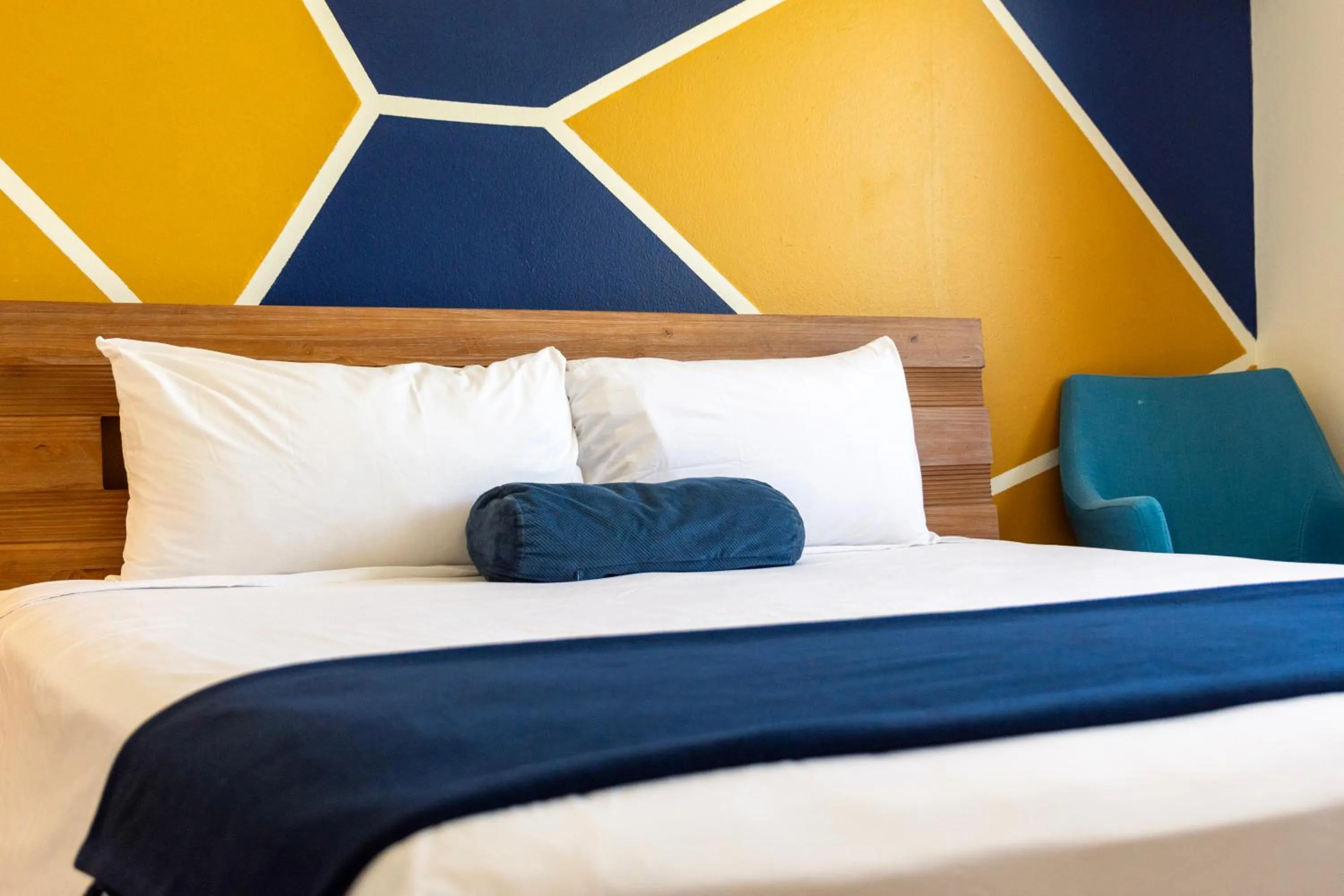 Bed in West Coast Inn's