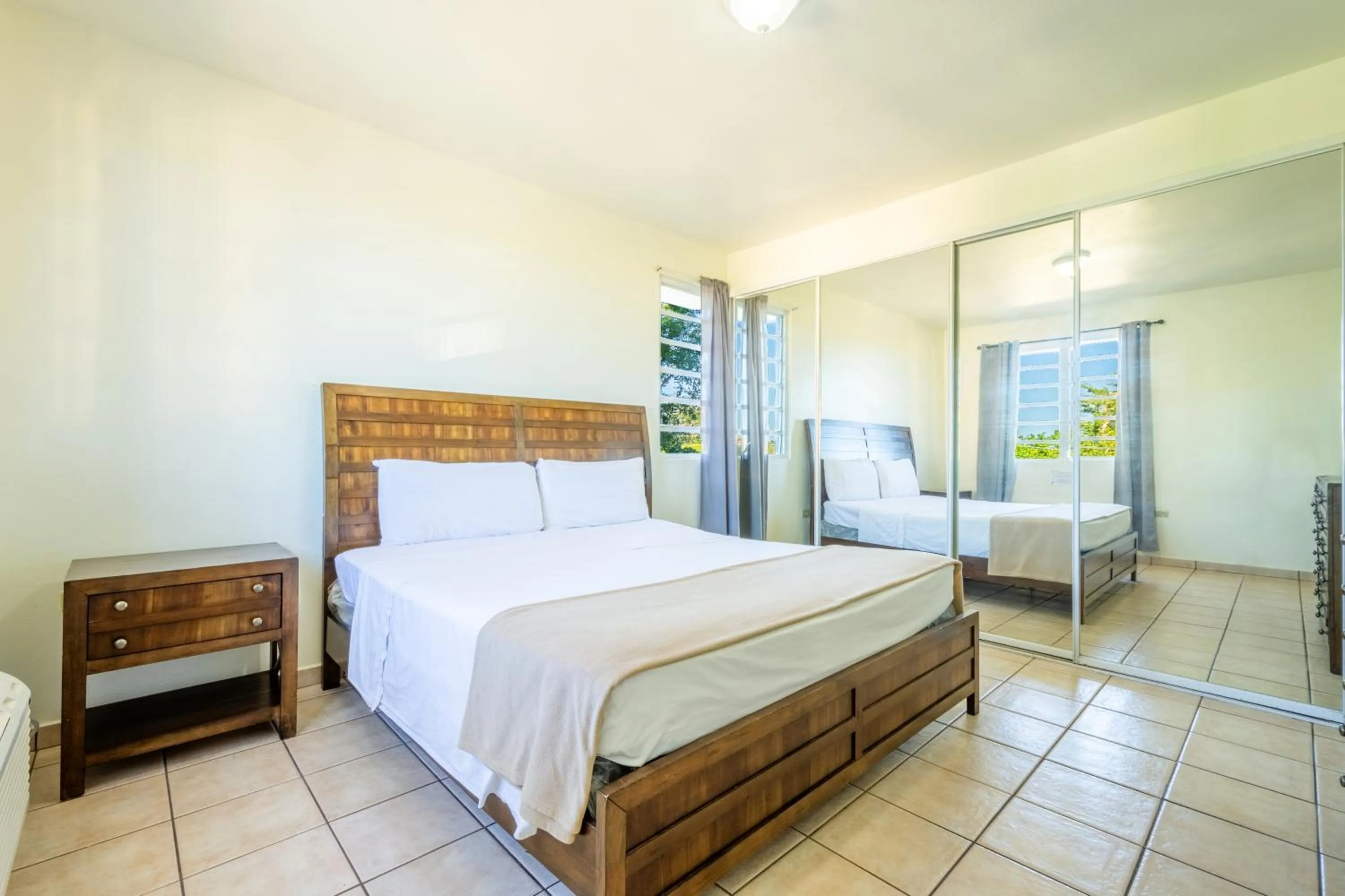 Bed in West Coast Inn's