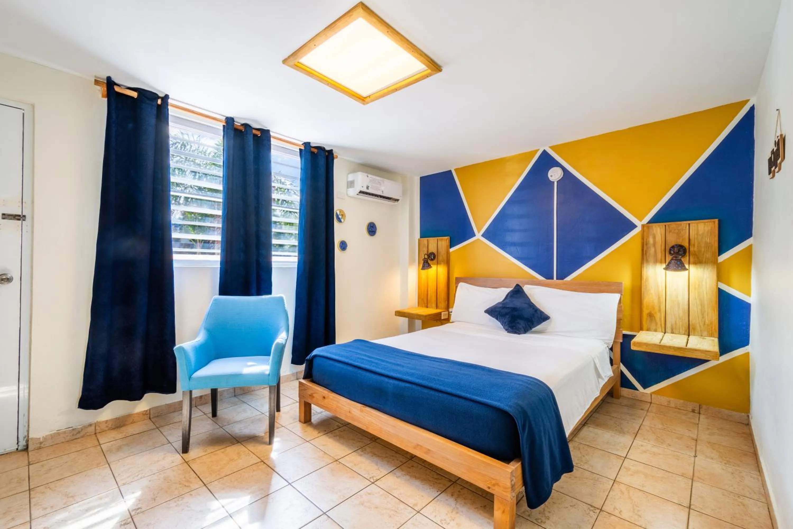 Bed in West Coast Inn's