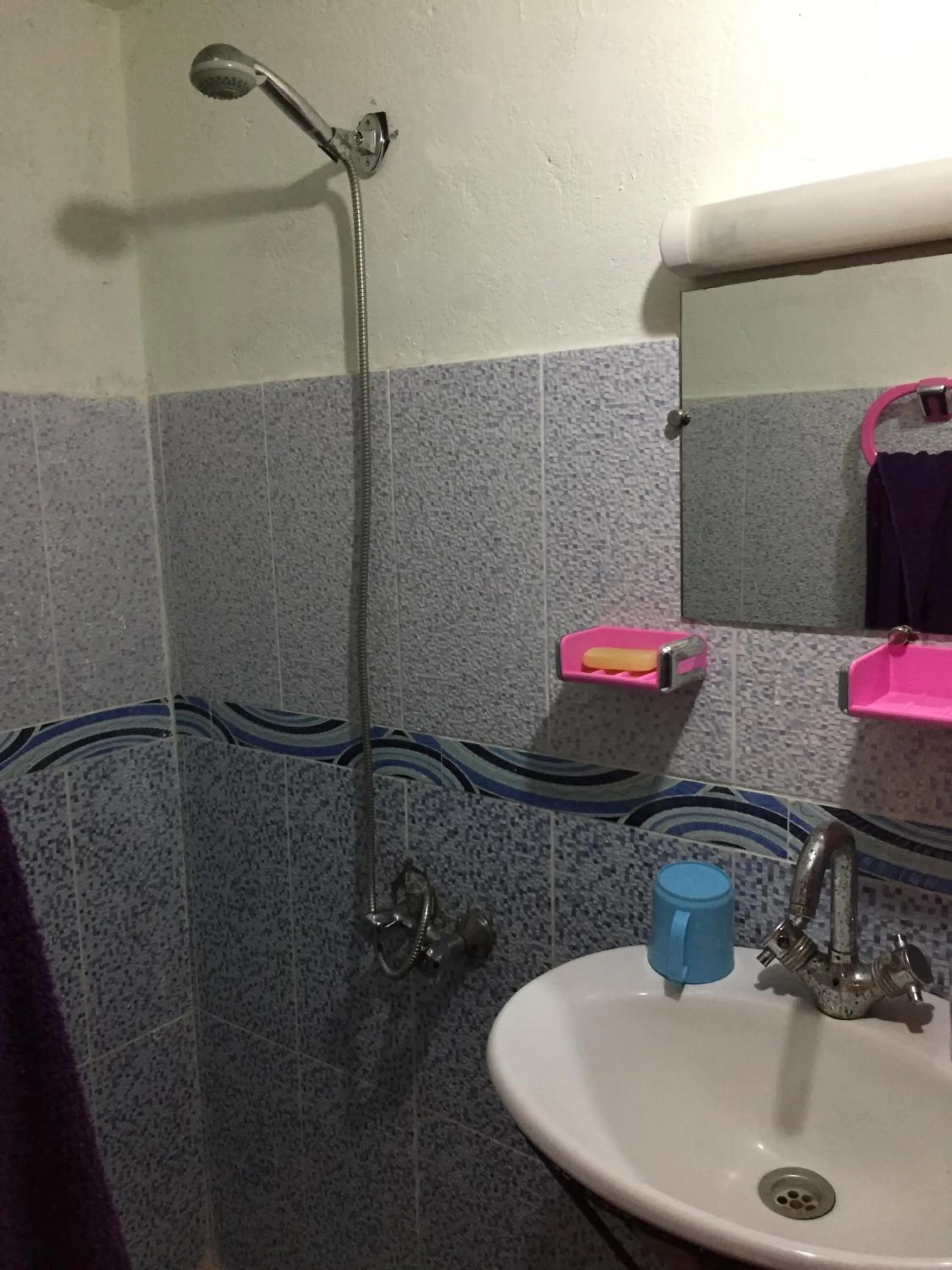 Bathroom in Aziki