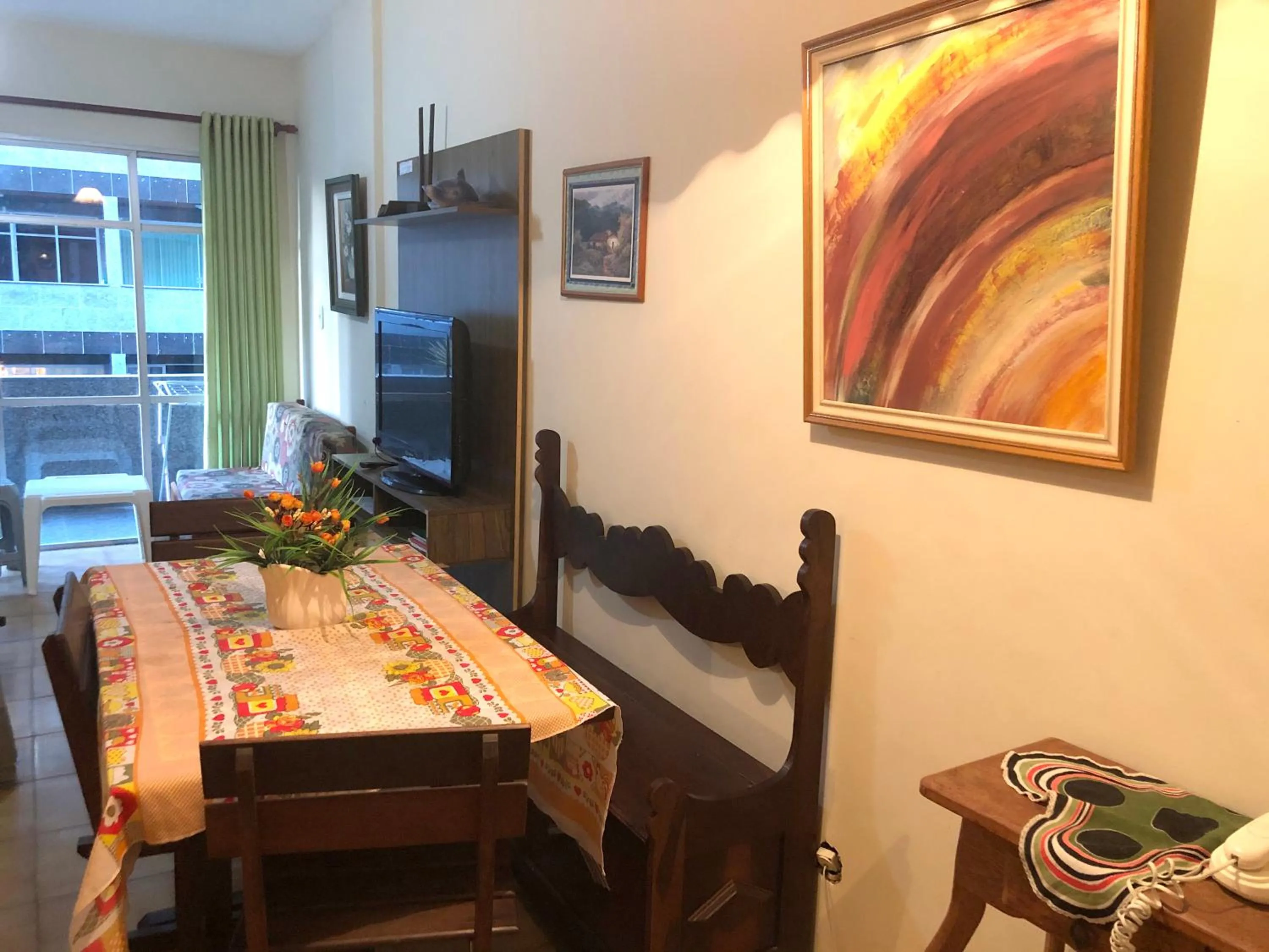 Communal lounge/ TV room in Apto Temporada Cabo Frio