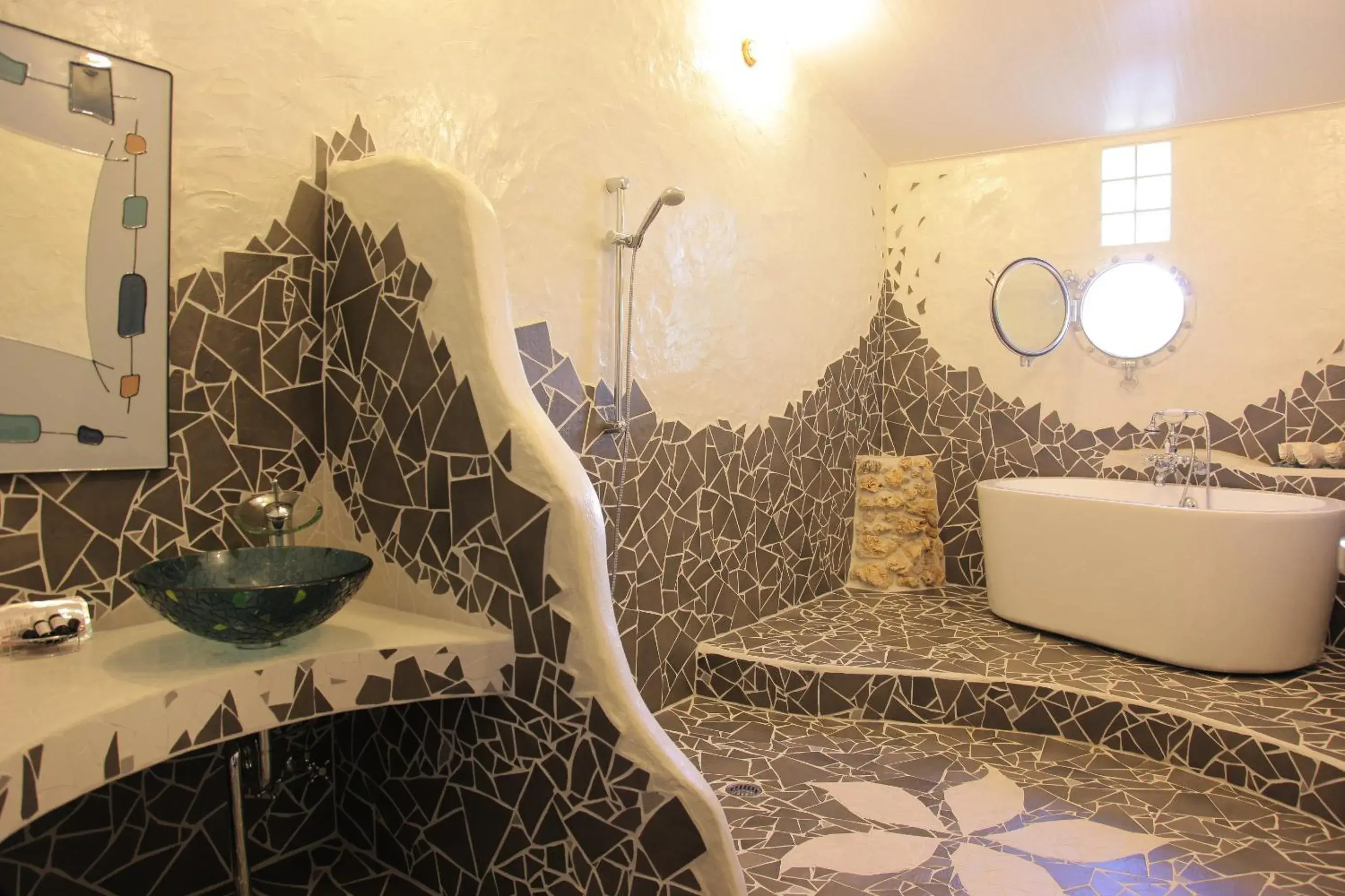 Japanese-Style Twin Room with Garden in Taketomijima Akaneya Japanese-Style Twin Room with Garden in Taketomijima Akaneya