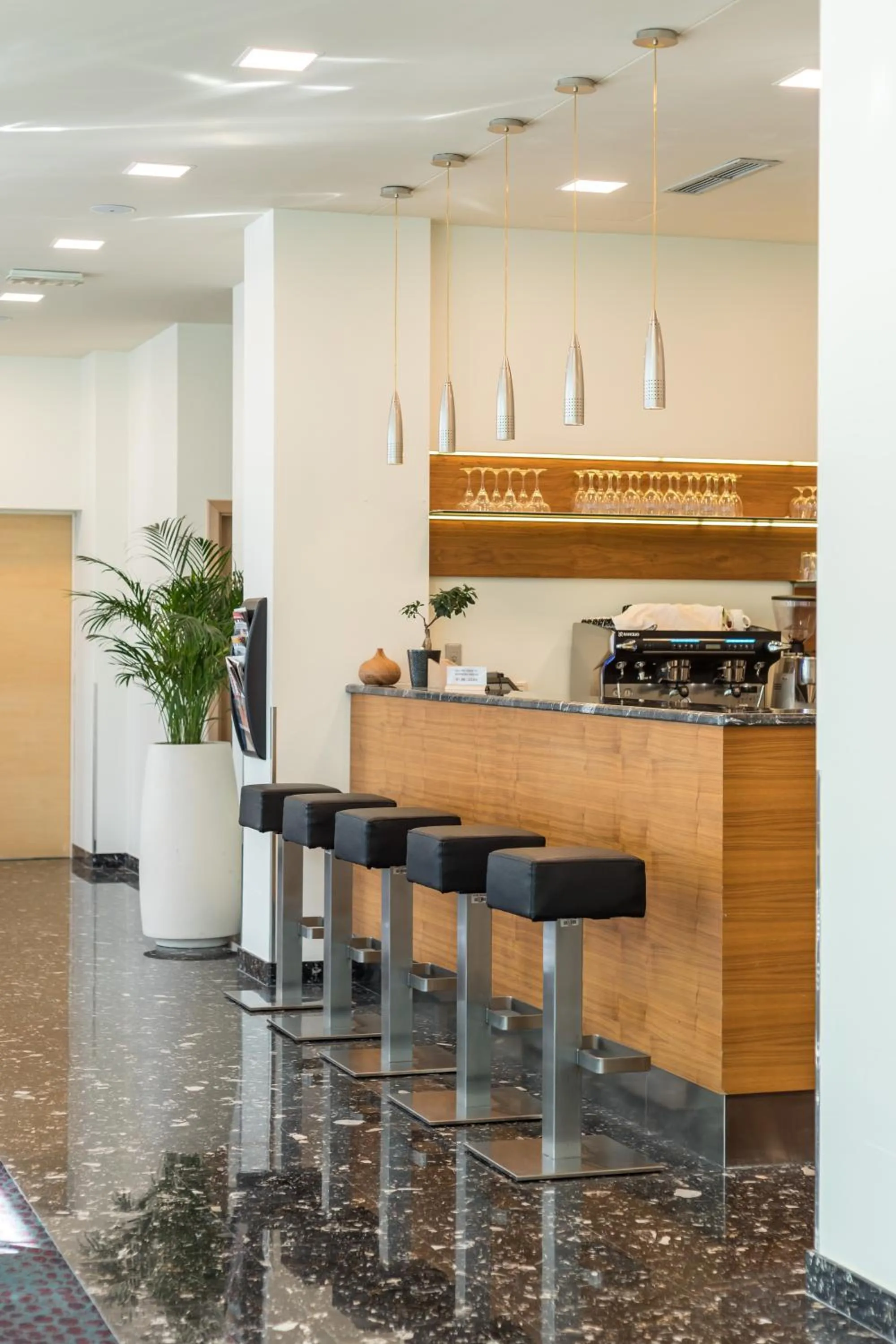 Property building in Hotel Mondo