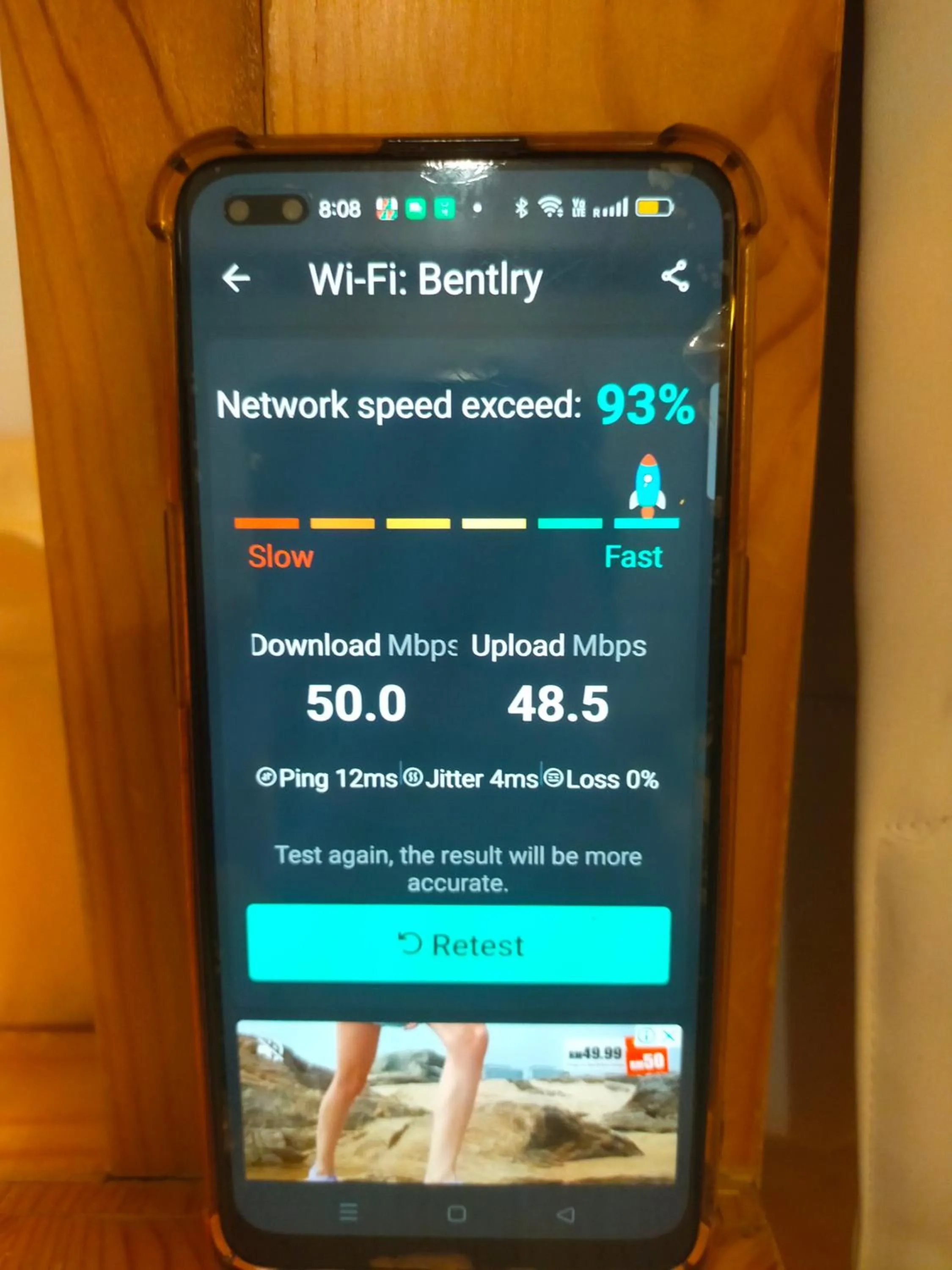 Text overlay in D'calton seaview apartment