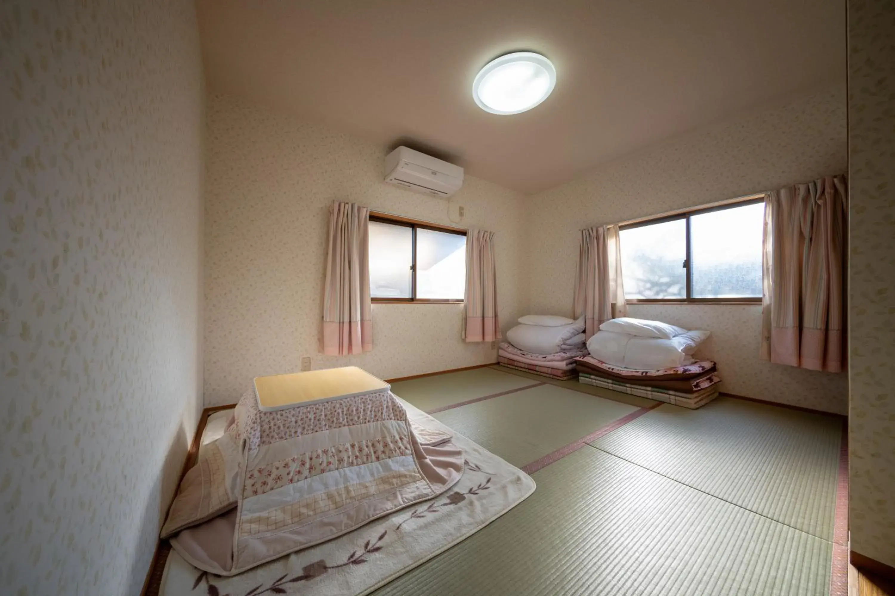 Budget Twin Room in Oyajino Umi Budget Twin Room in Oyajino Umi