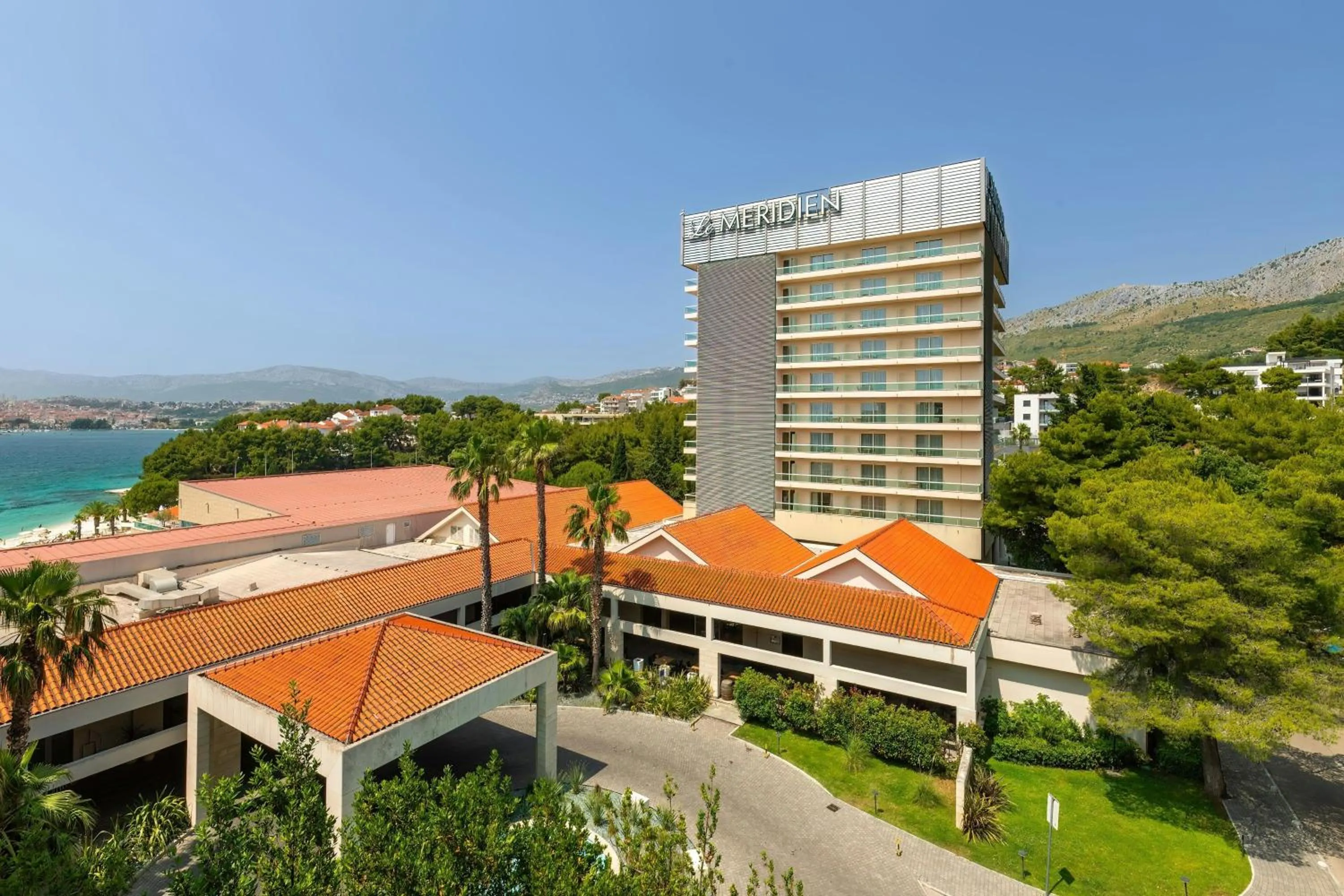 Photo of the whole room in Le Meridien Lav Split