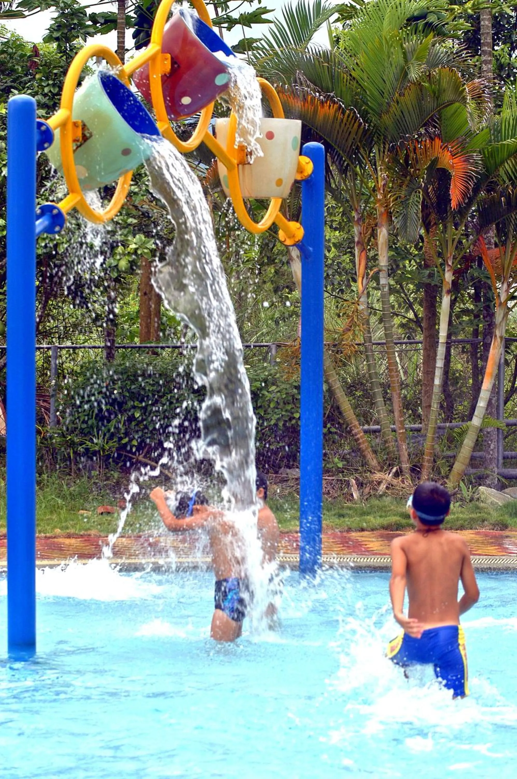 Swimming pool in Hoya Spa Hotel