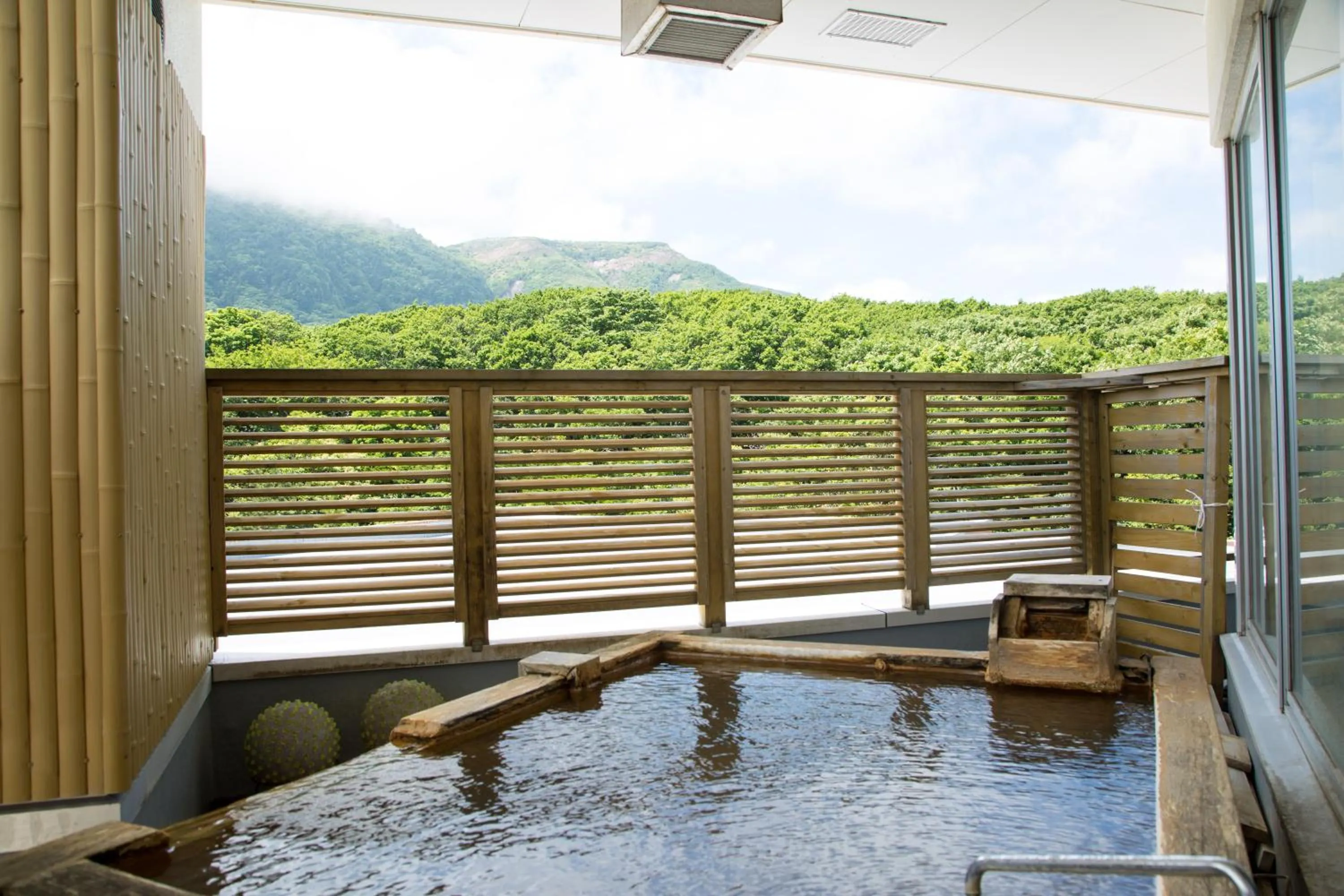 Hot Spring Bath in Hotel Keipu